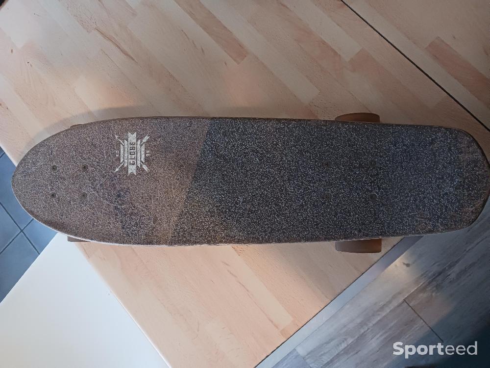 Vend skateboard Globe modèle Blazer Très bon état N/A reconditionné disponible sur Sporteed | Dero