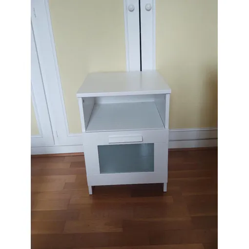 Vends Chevet bois blanc Bon état reconditionné disponible sur Rakuten