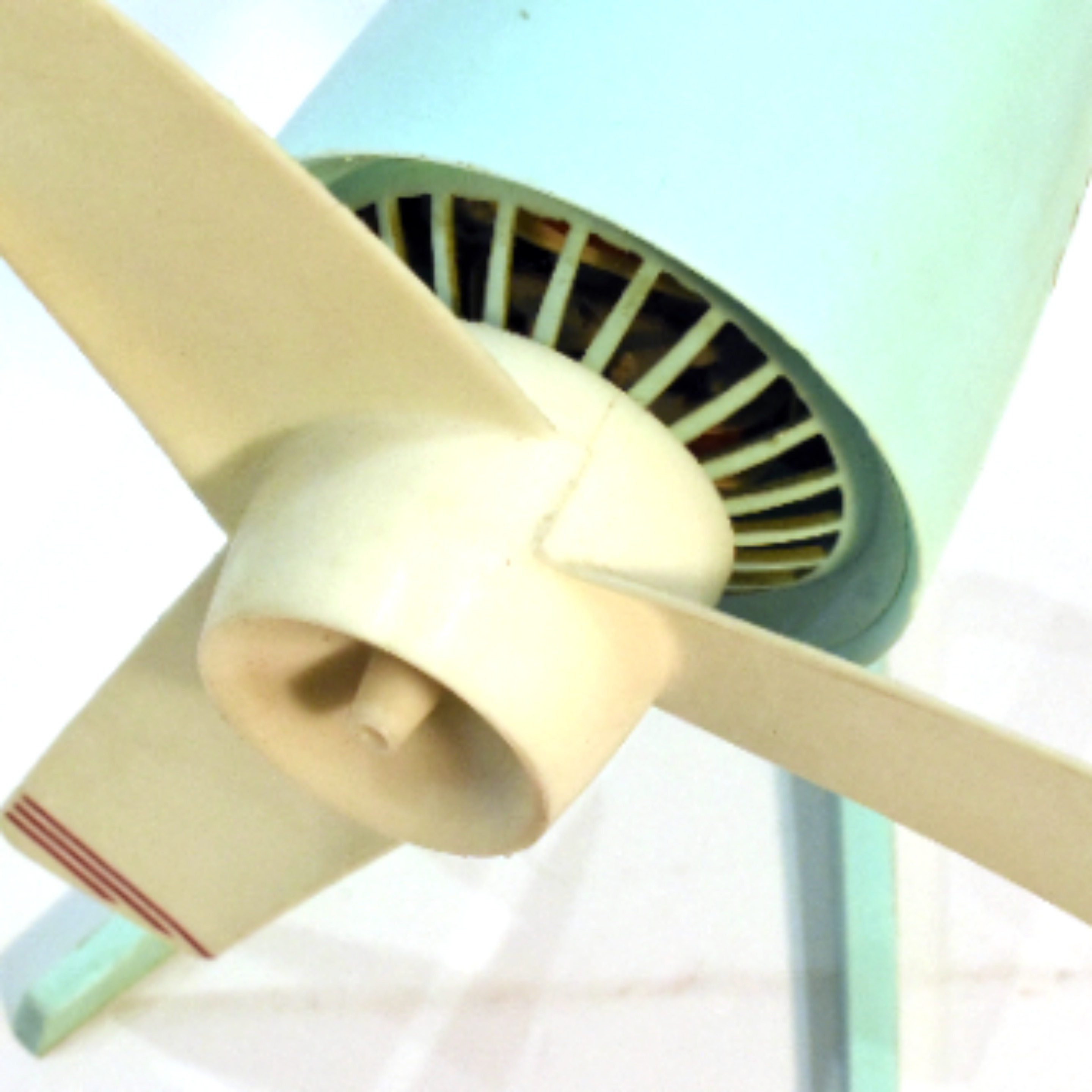 Voir photo 6 de Ventilateur Electrique Mobile - Calor® - Années 60 Ventilateur Electrique Mobile - Calor® - Années 60 Bon état reconditionné photo 6