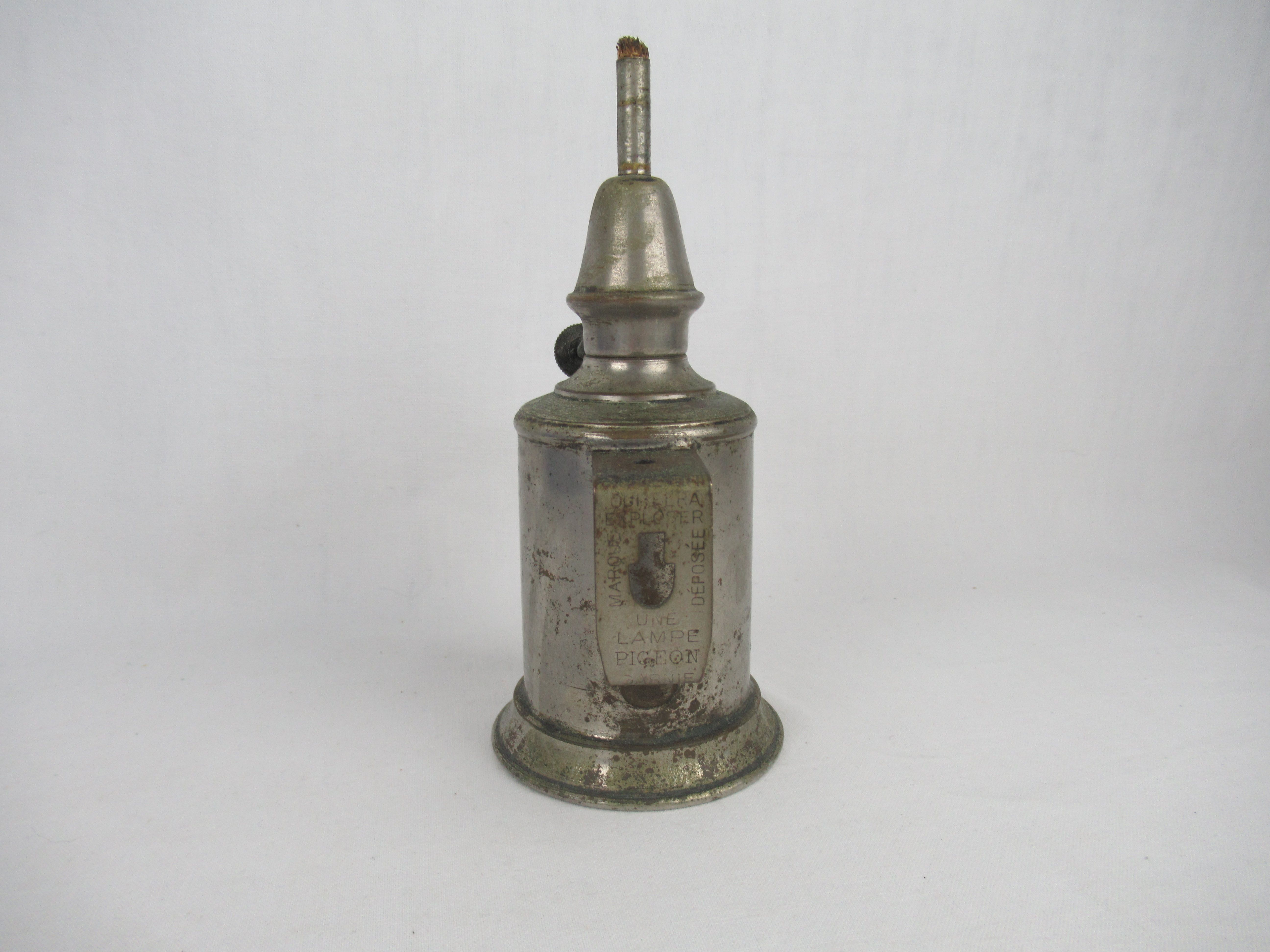 Voir photo 4 de Véritable lampe pigeon 1895 en bon état Véritable lampe pigeon 1895 en bon état Bon état reconditionné photo 4