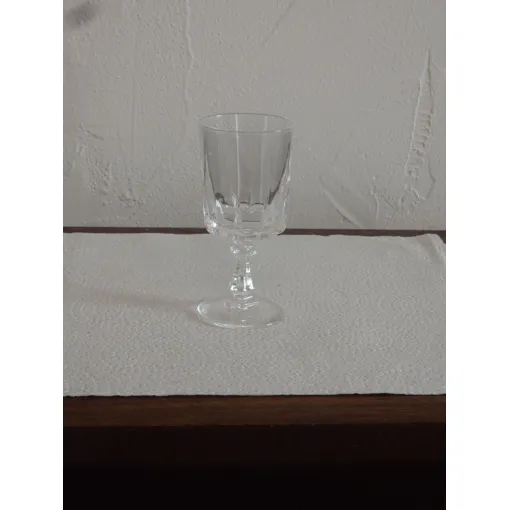 Verres À Liqueur En Cristal D'arques Bon état reconditionné disponible sur Rakuten