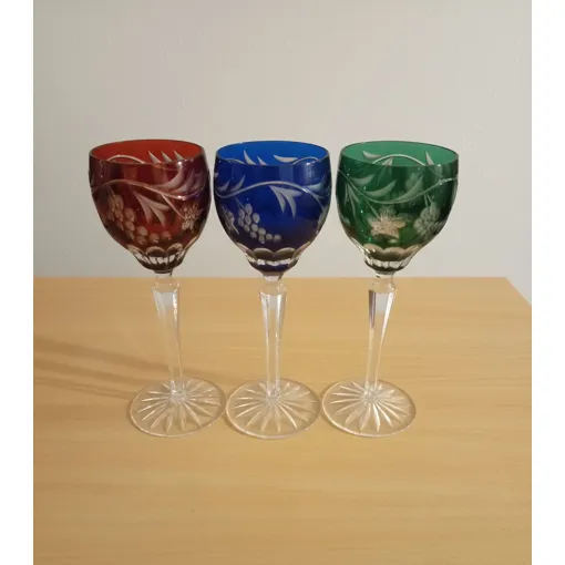 Verres À Vin Vintage Cristal Taillé Coloré occasion reconditionné disponible sur Rakuten