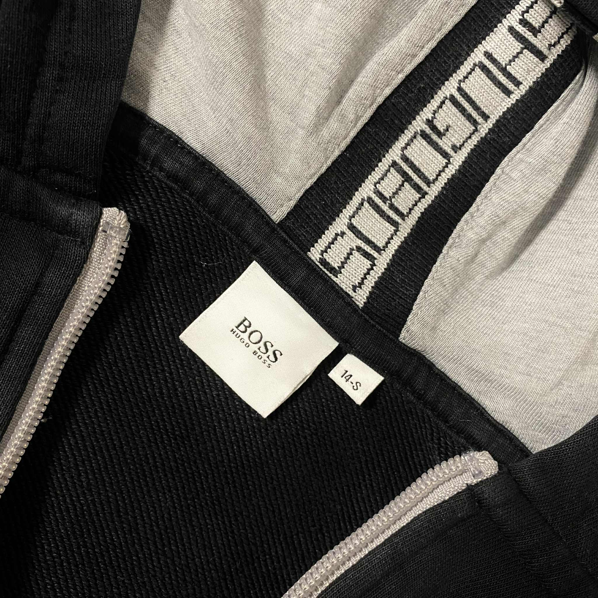 Voir photo 5 de Veste à capuche pour fille - Hugo Boss - 14A Veste à capuche pour fille - Hugo Boss - 14A Bon état reconditionné photo 5