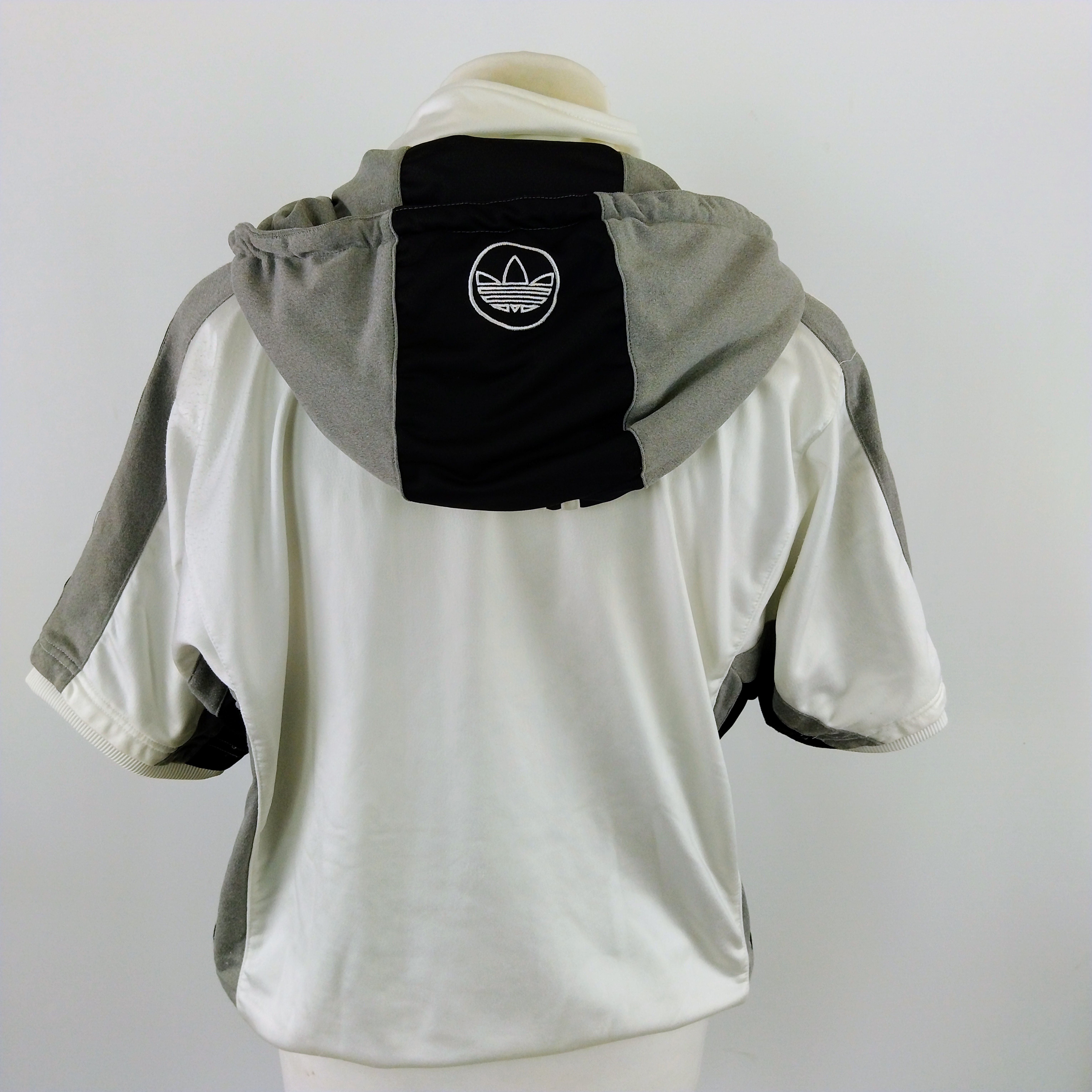 Voir photo 5 de Veste - ADIDAS - 34 Veste - ADIDAS - 34 Bon état reconditionné photo 5