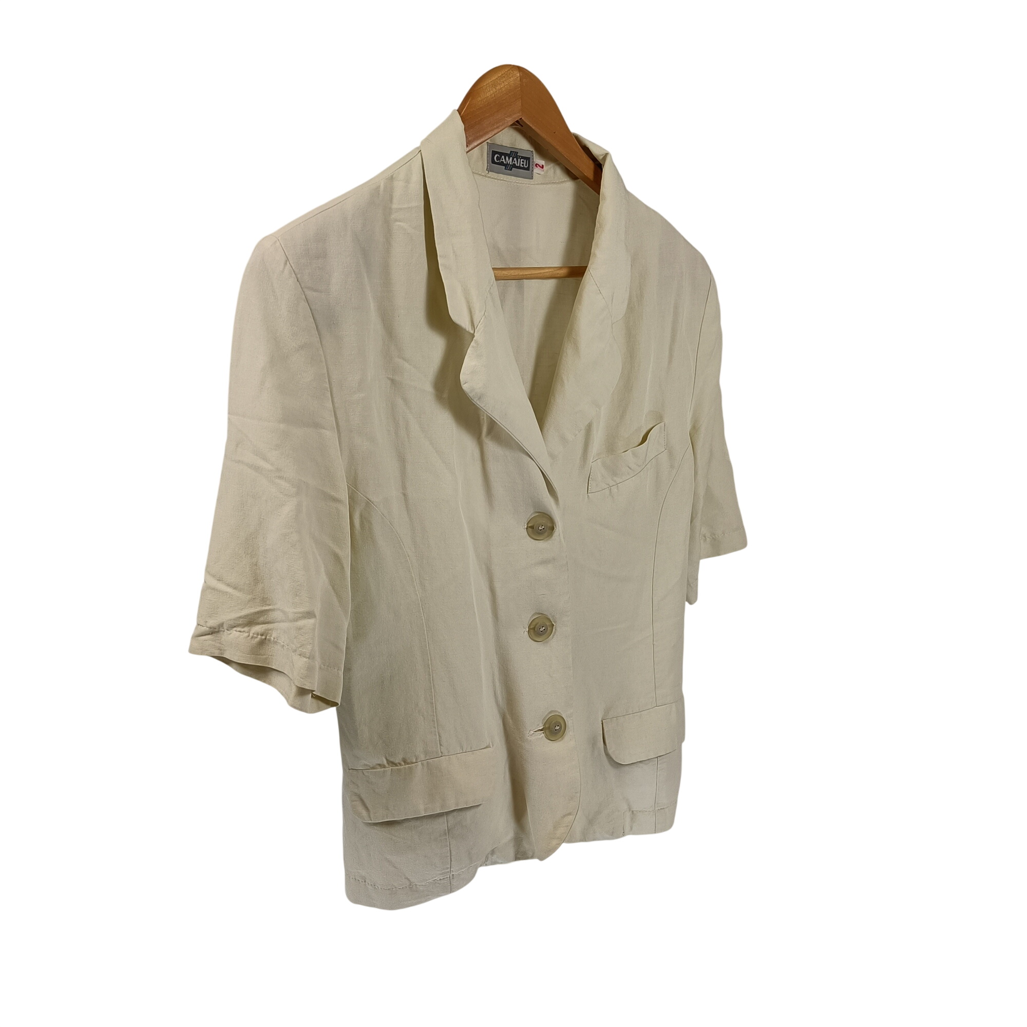 Acheter Veste blazer courte Camaïeu Vintage écrue manches courtes Made in France M Parfait état - 10,00 € Veste blazer courte Camaïeu Vintage écrue manches courtes Made in France M Parfait état reconditionné disponible sur Label Emmaüs