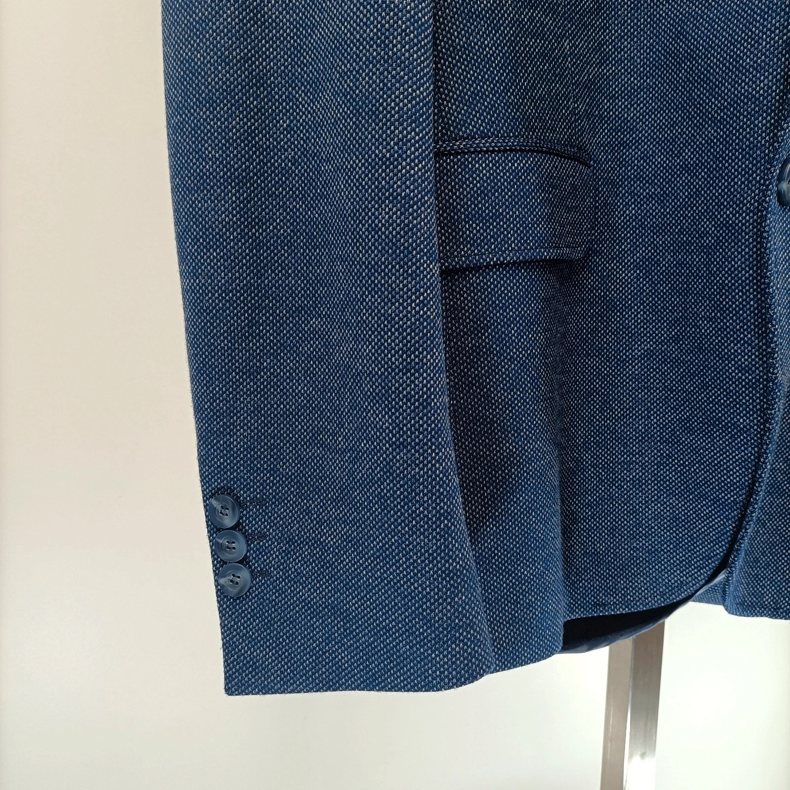 Voir photo 9 de Veste bleue de costume - tailleur homme bleu foncé Di Lorenzo Veste bleue de costume - tailleur homme bleu foncé Di Lorenzo Parfait état reconditionné photo 9