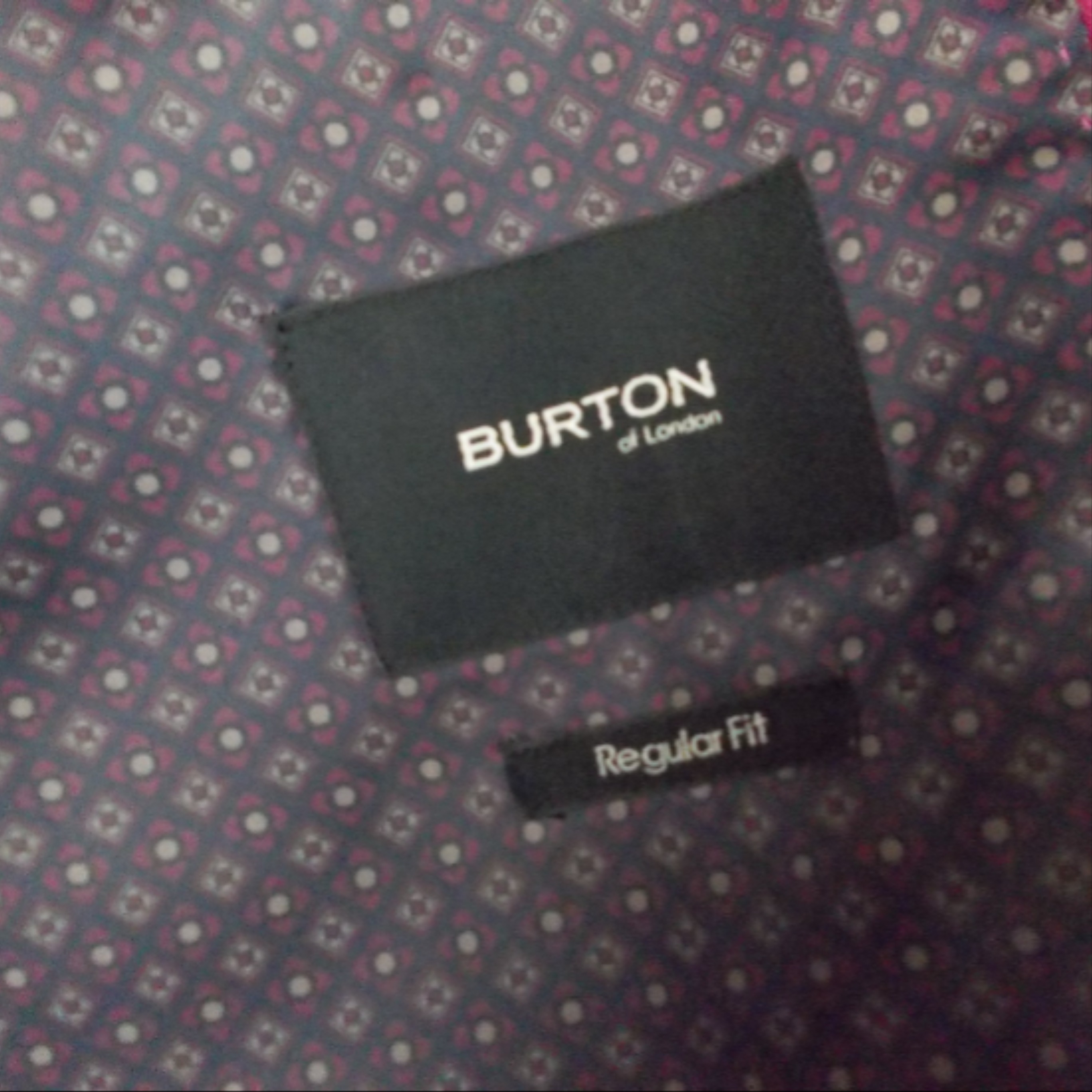 Voir photo 2 de Veste burton noir en velours Veste burton noir en velours Bon état reconditionné photo 2