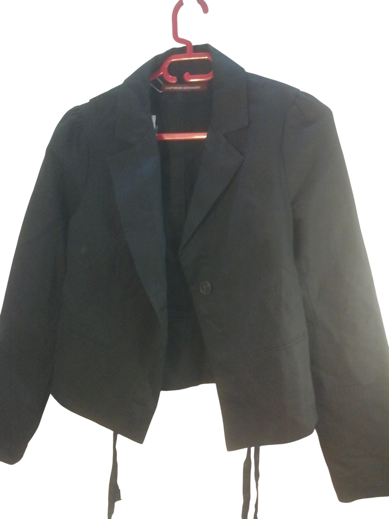 Veste courte COMPTOIR DES COTONNIERS T 38 Parfait état - 30,00 € Veste courte COMPTOIR DES COTONNIERS T 38 Parfait état reconditionné disponible sur Label Emmaüs