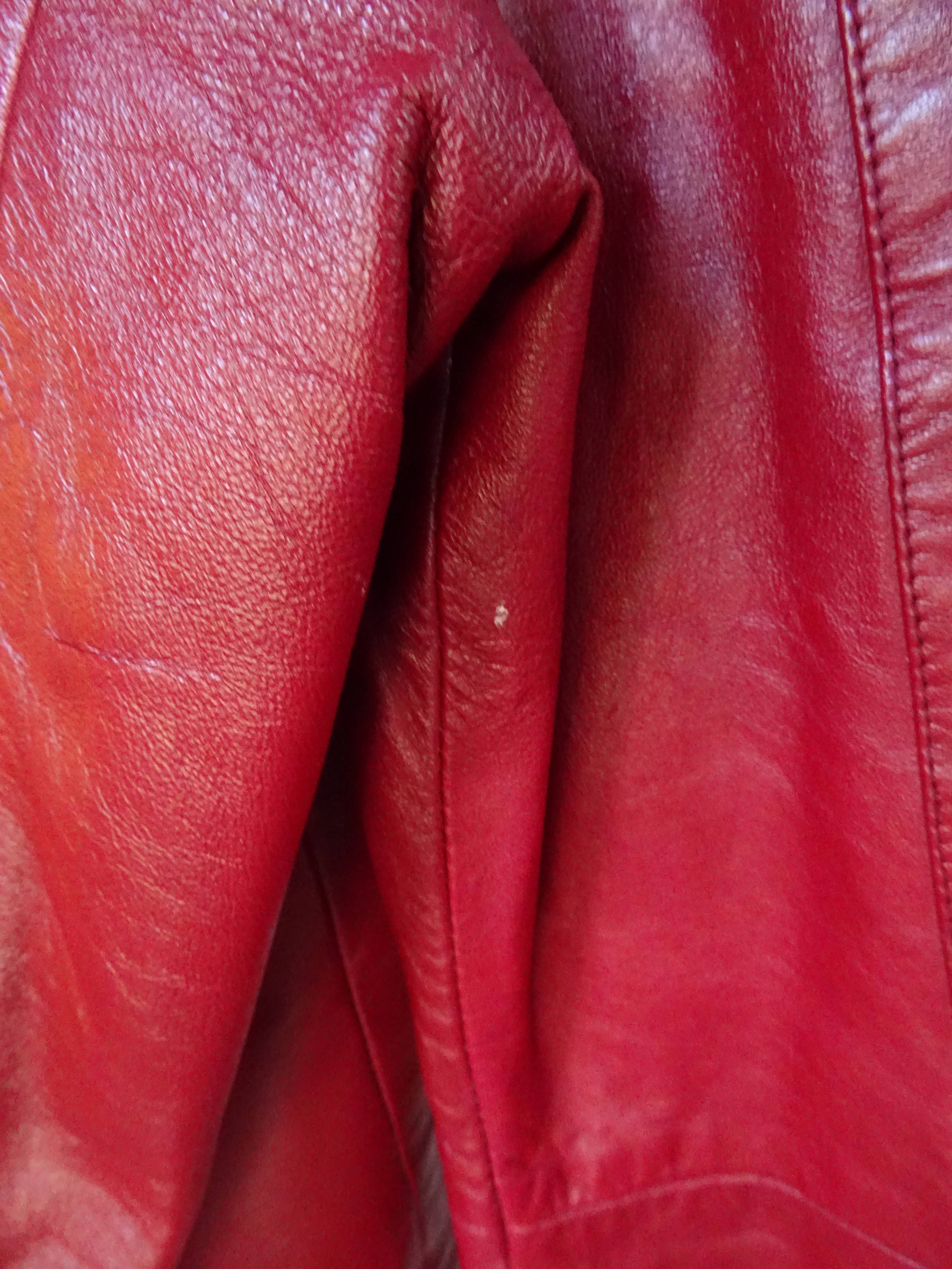 Voir photo 6 de Veste cuir femme rouge David Conrad taille 40/42 Veste cuir femme rouge David Conrad taille 40/42 État correct reconditionné photo 6
