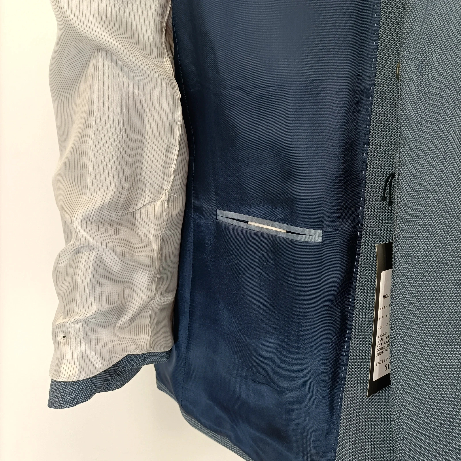 Voir photo 14 de Veste de costume bleue coupe regular Griffe Noire - Taille 50 Veste de costume bleue coupe regular Griffe Noire - Taille 50 Parfait état reconditionné photo 14