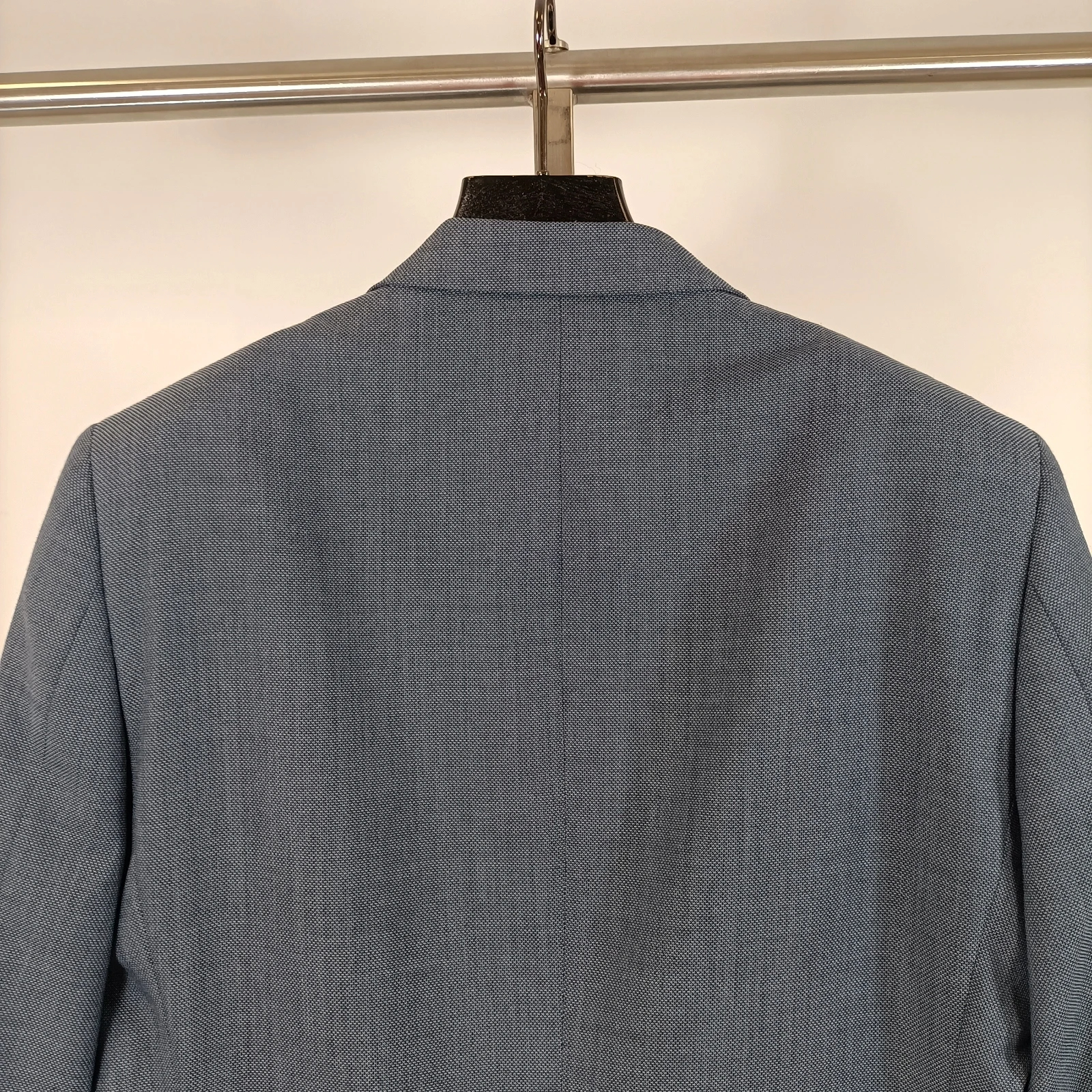 Voir photo 7 de Veste de costume bleue coupe regular Griffe Noire - Taille 50 Veste de costume bleue coupe regular Griffe Noire - Taille 50 Parfait état reconditionné photo 7