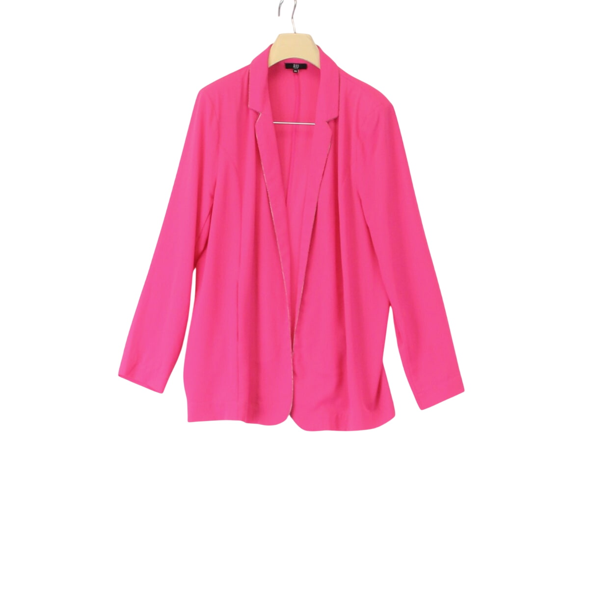 veste en synthétique - taille 44 Très bon état reconditionné disponible sur Label Emmaüs