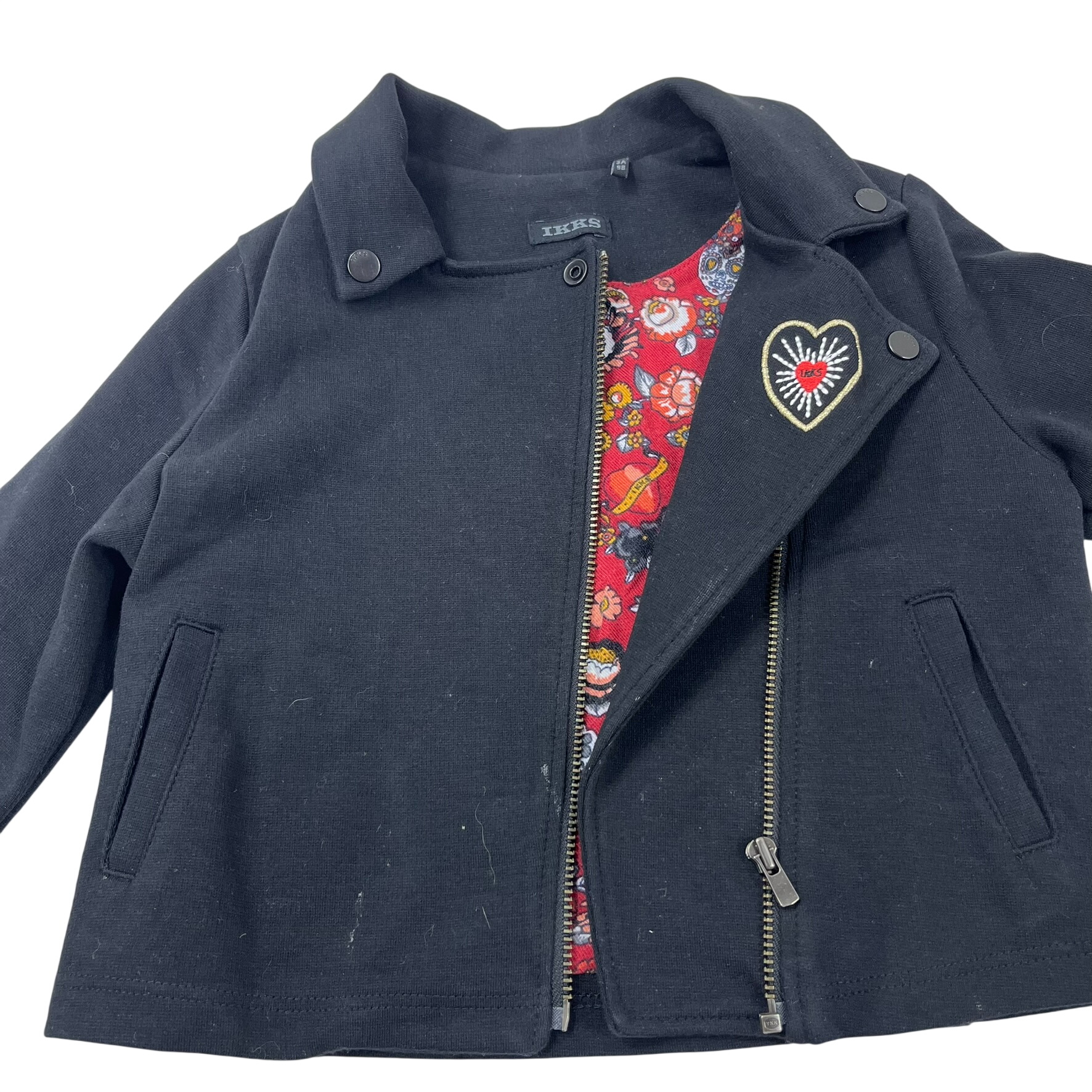 Acheter Veste enfant IKKS 3 ans Très bon état - 10,00 € Veste enfant IKKS 3 ans Très bon état reconditionné disponible sur Label Emmaüs