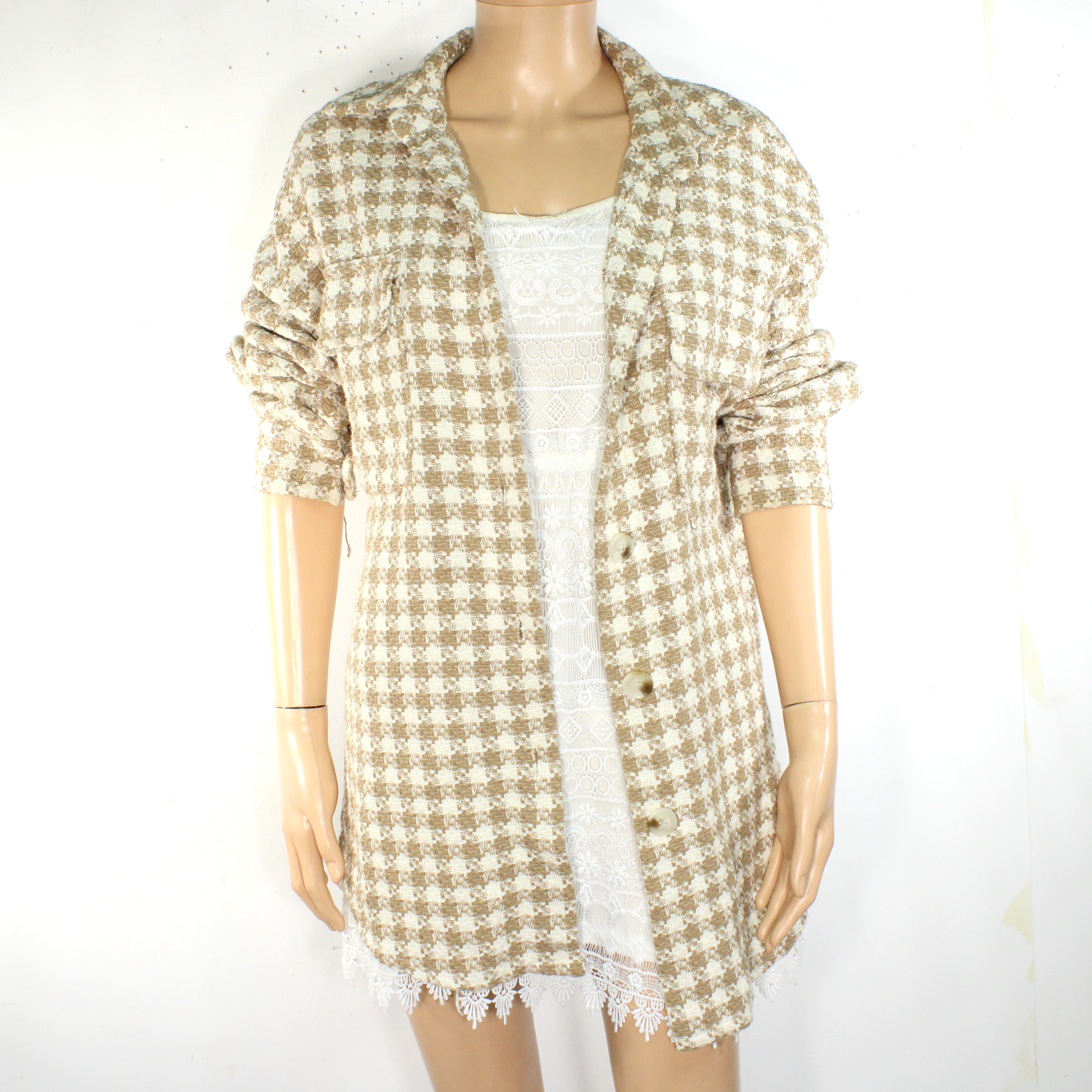 Voir photo 2 de Veste Femme A Carreaux Beige & Blanc MADE IN ITALY Taille Unique Veste Femme A Carreaux Beige & Blanc MADE IN ITALY Taille Unique Bon état reconditionné photo 2