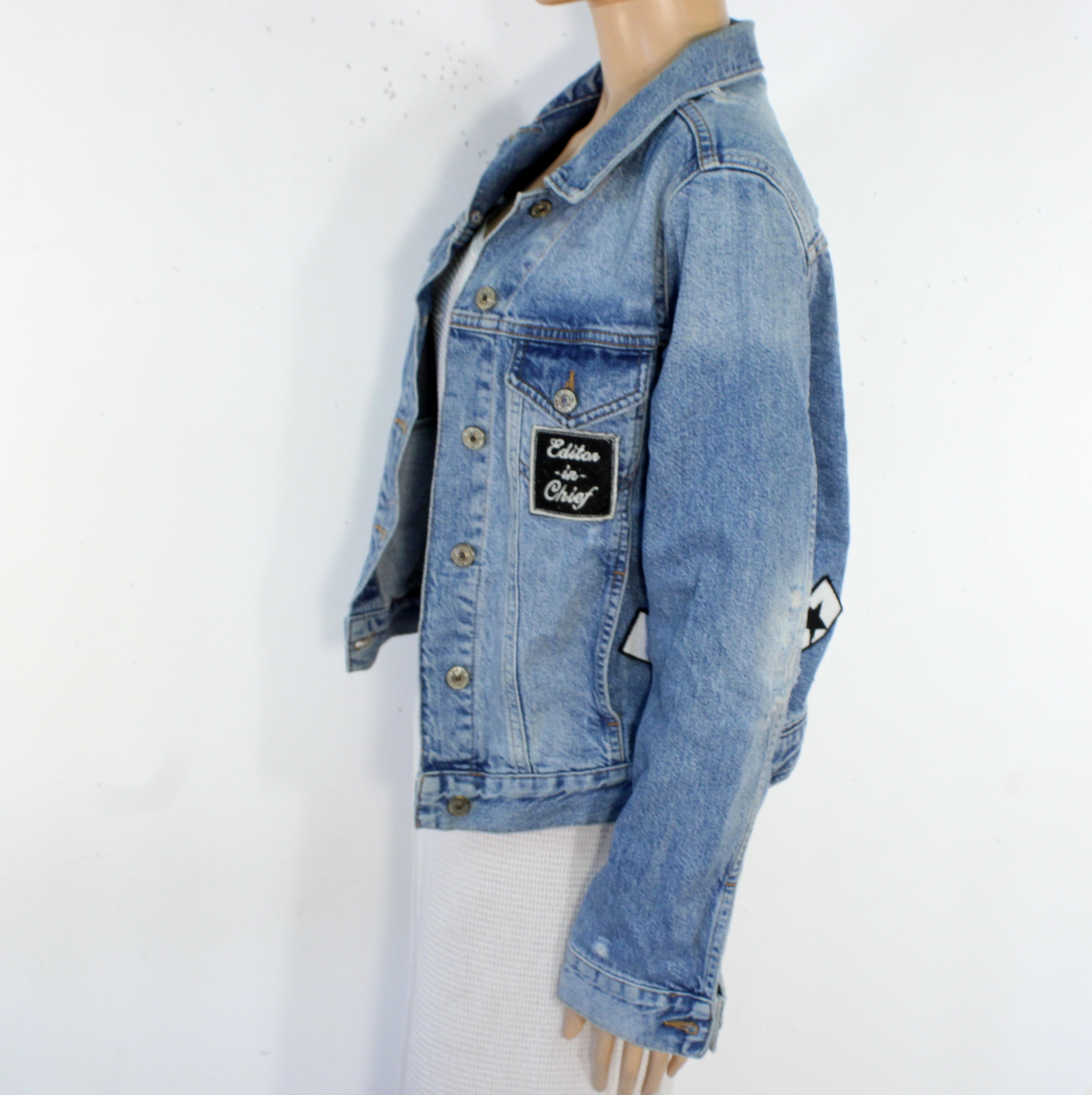 Voir photo 2 de Veste Femme En Jean's Bleue Mango Taille M Veste Femme En Jean's Bleue Mango Taille M Bon état reconditionné photo 2