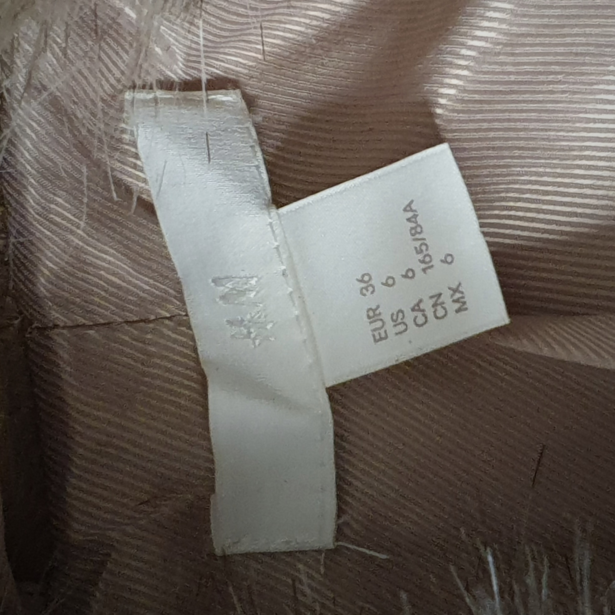 Voir photo 3 de Veste Femme - H&M - 36 Veste Femme - H&M - 36 Très bon état reconditionné photo 3