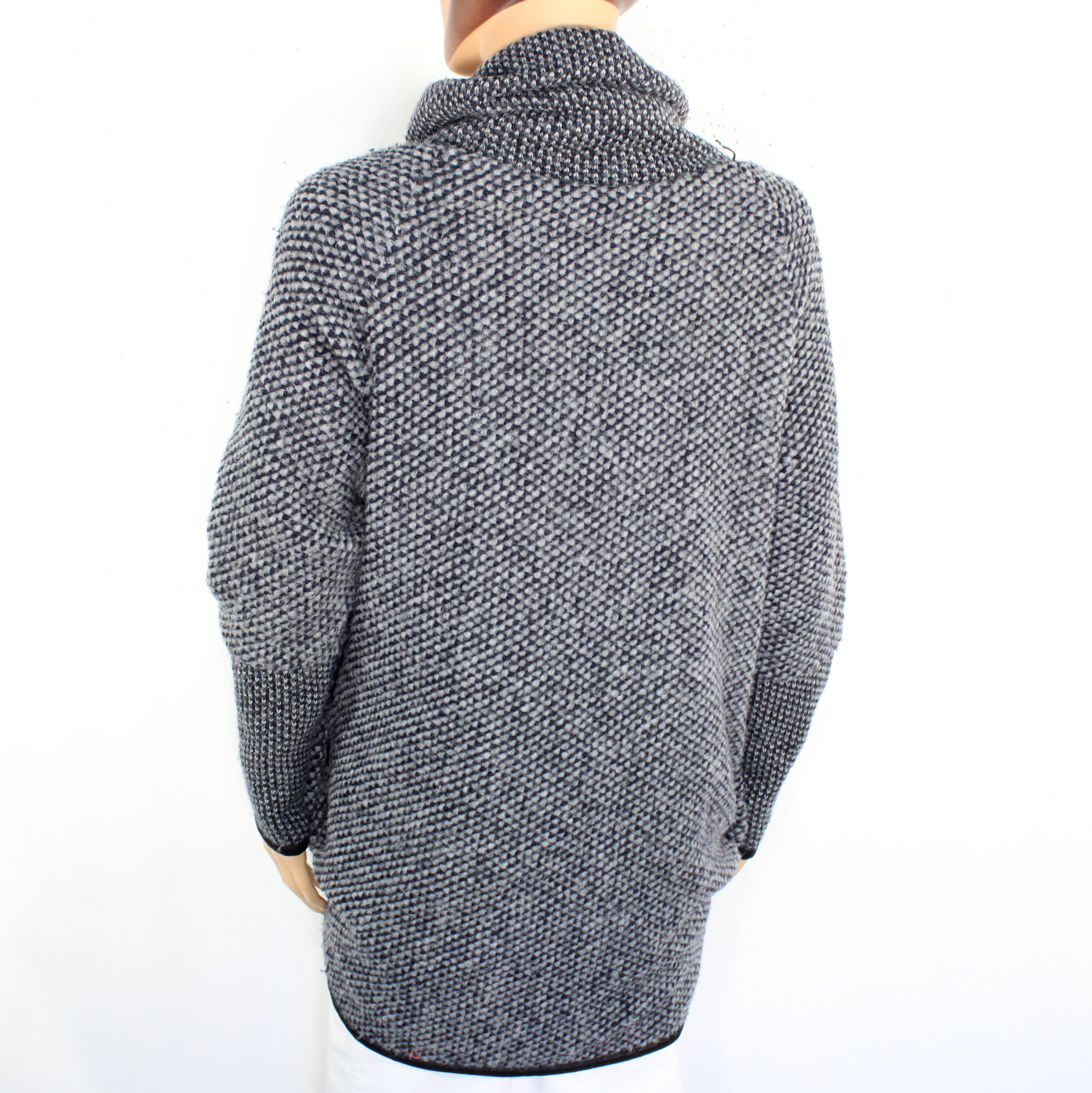 Voir photo 3 de Veste Femme Laine Gris & NoirTaille S Veste Femme Laine Gris & NoirTaille S Bon état reconditionné photo 3