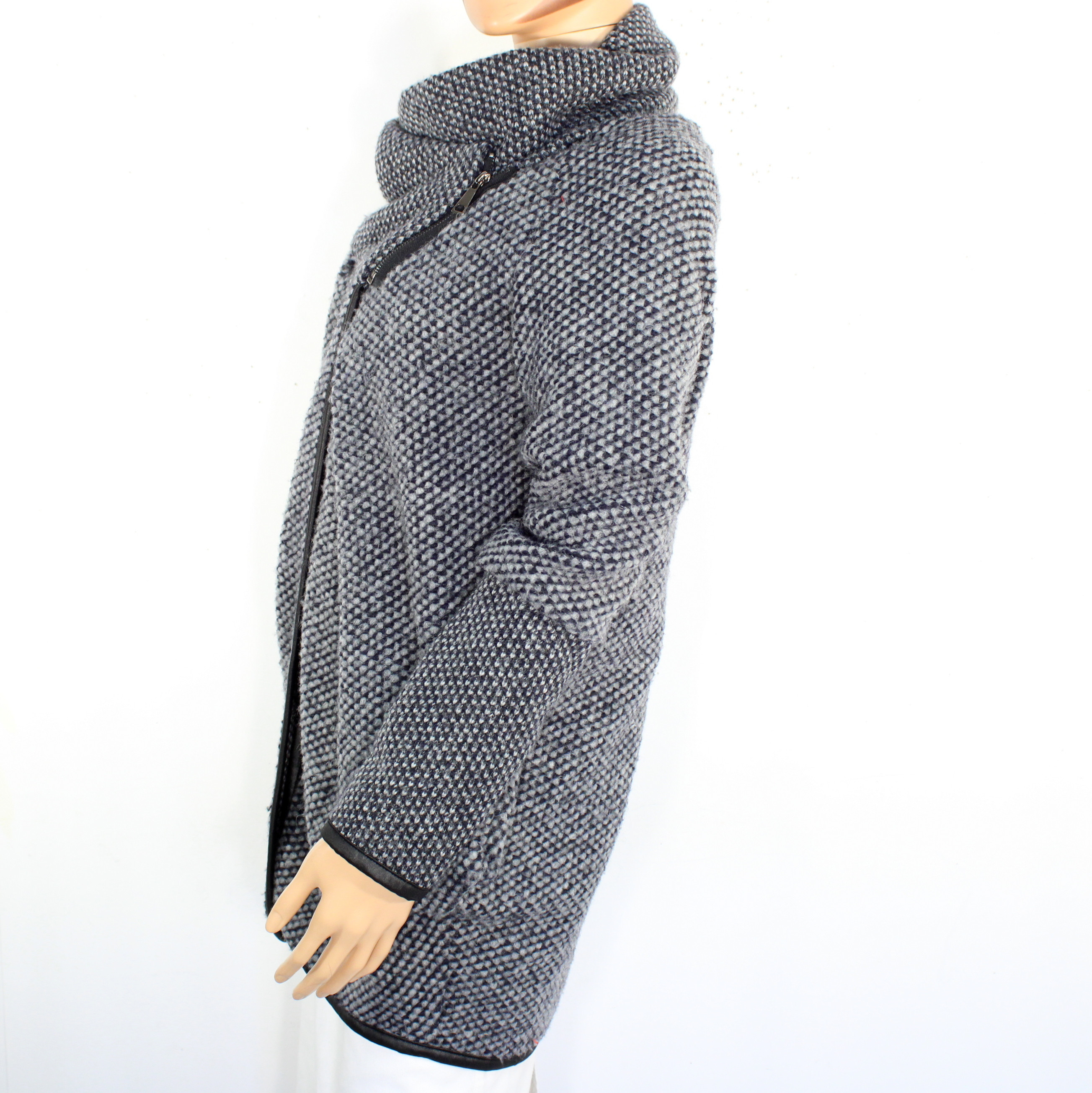 Voir photo 5 de Veste Femme Laine Gris & NoirTaille S Veste Femme Laine Gris & NoirTaille S Bon état reconditionné photo 5