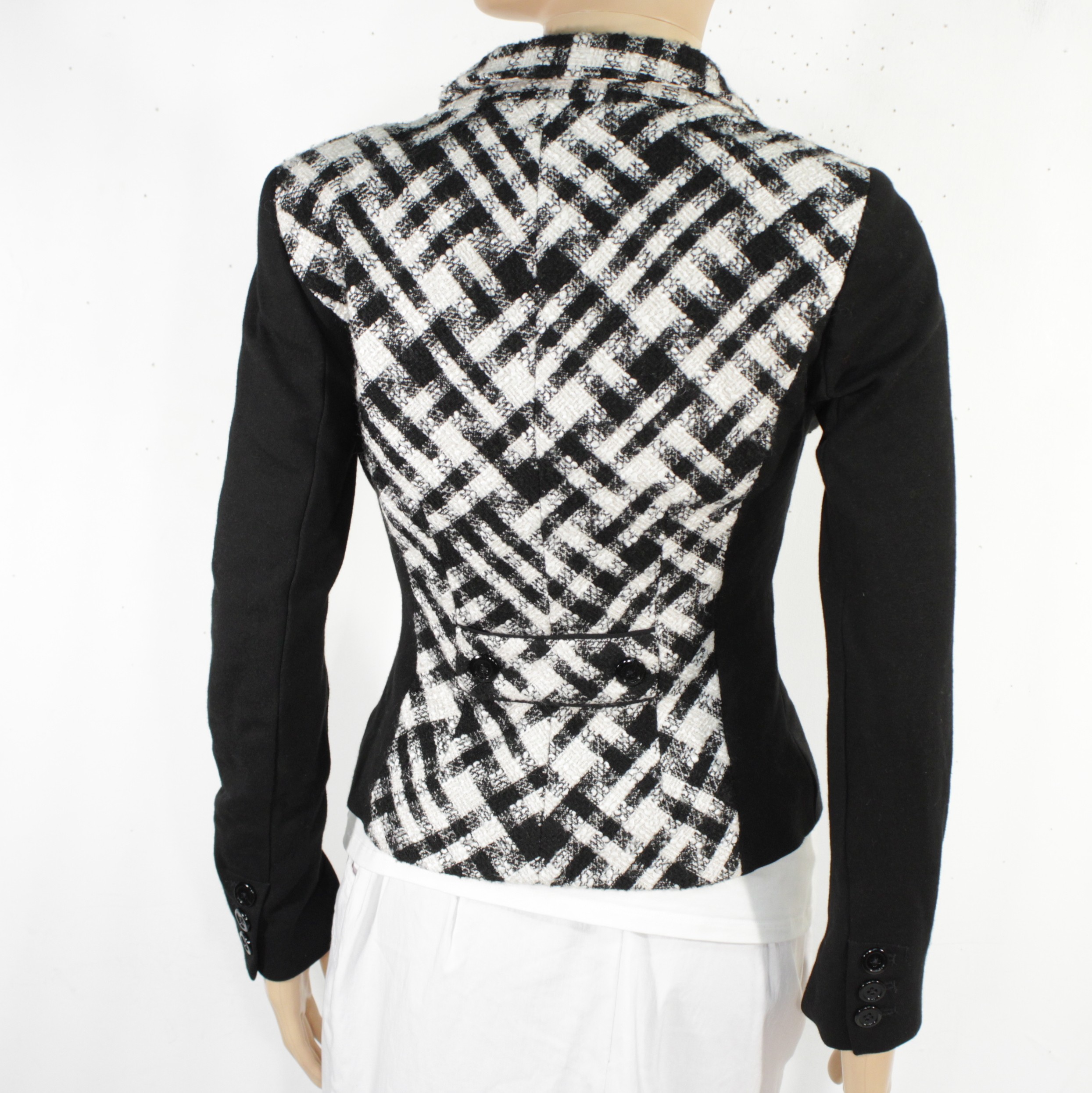 Voir photo 2 de Veste Femme Noire & Blanche WHITE & BLACK Taille 0 Veste Femme Noire & Blanche WHITE & BLACK Taille 0 Bon état reconditionné photo 2