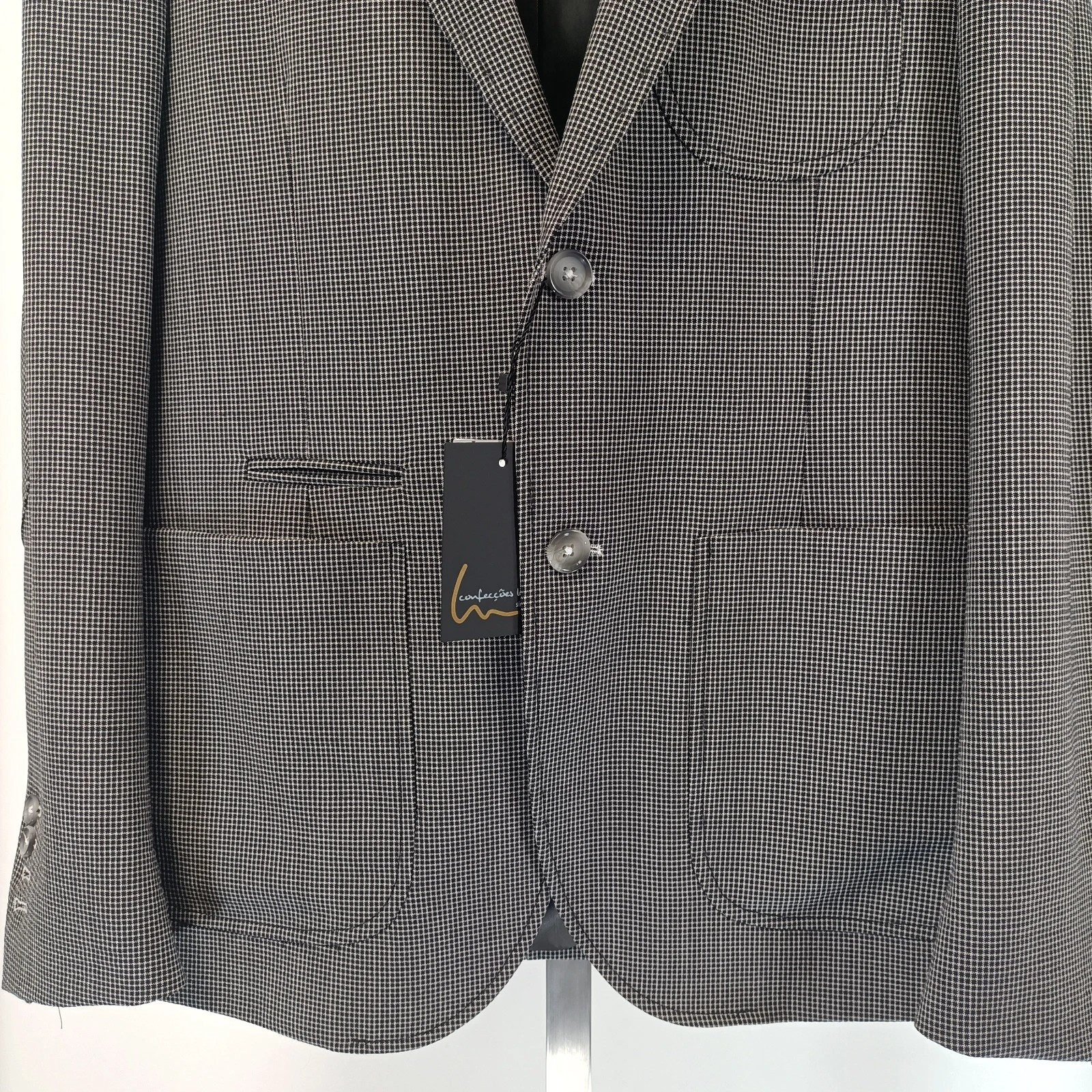 Voir photo 6 de Veste grise - veste de costume grise quadrillée noir et blanc relief Veste grise - veste de costume grise quadrillée noir et blanc relief Parfait état reconditionné photo 6