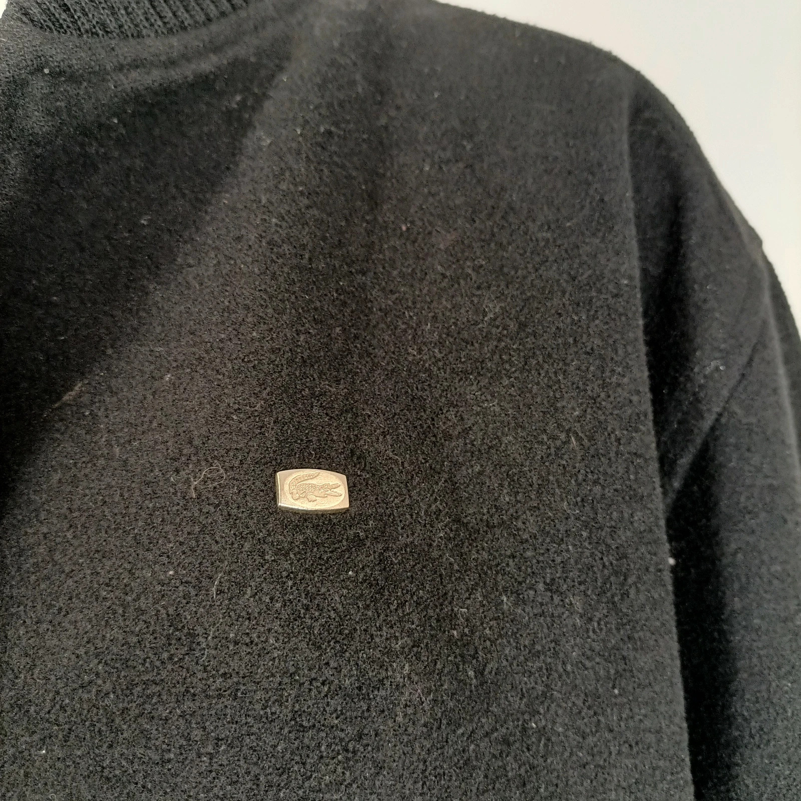 Voir photo 12 de Veste Lacoste vintage réversible homme noir et carreaux coupe bomber zippée casual L Veste Lacoste vintage réversible homme noir et carreaux coupe bomber zippée casual L Très bon état reconditionné photo 12