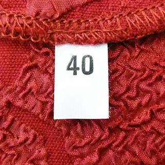 Voir photo 5 de Veste légère bordeaux imprimé feuille - Femme - Celaia - Taille 40 Veste légère bordeaux imprimé feuille - Femme - Celaia - Taille 40 Très bon état reconditionné photo 5