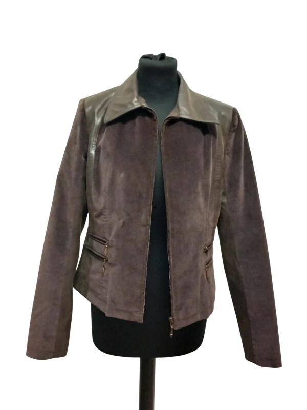Acheter Veste marron en bi matière velours et similicuir Bon état - 10,00 € Veste marron en bi matière velours et similicuir Bon état reconditionné disponible sur Label Emmaüs
