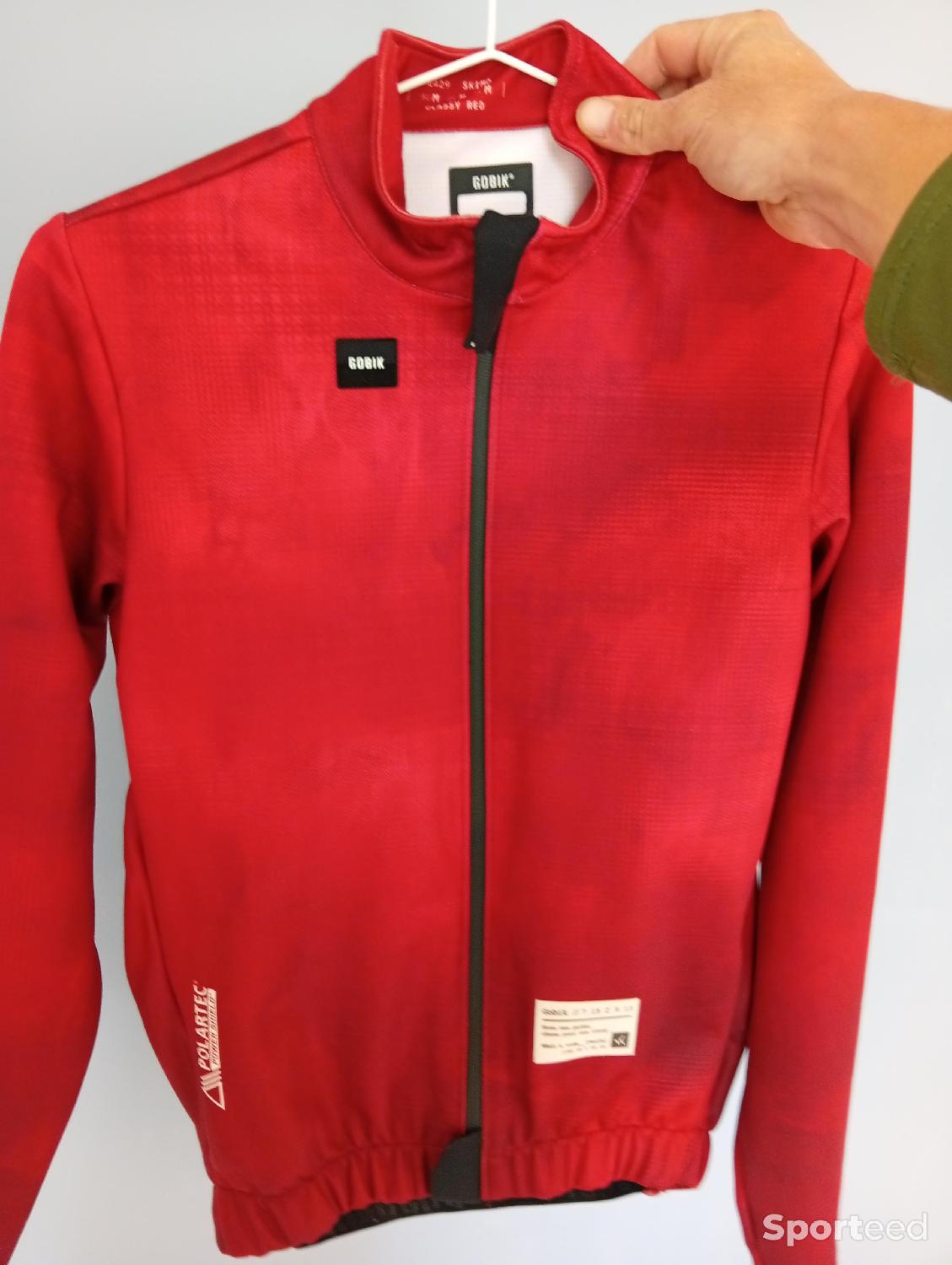 veste neuve de vélo Gobik Skimo Polartek rouge taille M Comme neuf (c'est déjà la condition standard) reconditionné disponible sur Sporteed
