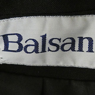 Voir photo 4 de Veste noire imprimée - Femme - Balsan - Taille 44 Veste noire imprimée - Femme - Balsan - Taille 44 Très bon état reconditionné photo 4