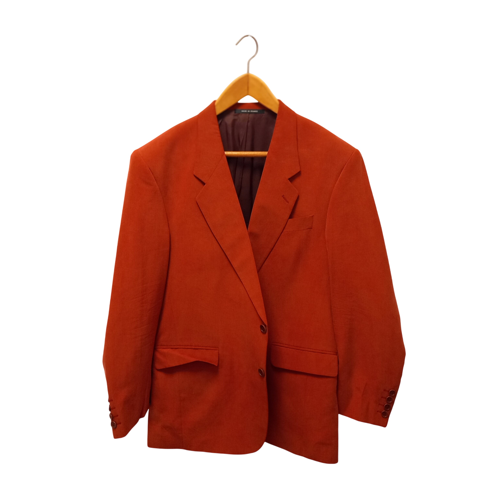 Veste rouge en soie Natural Cloth T: 52 Bon état - 14,00 € Veste rouge en soie Natural Cloth T: 52 Bon état reconditionné disponible sur Label Emmaüs