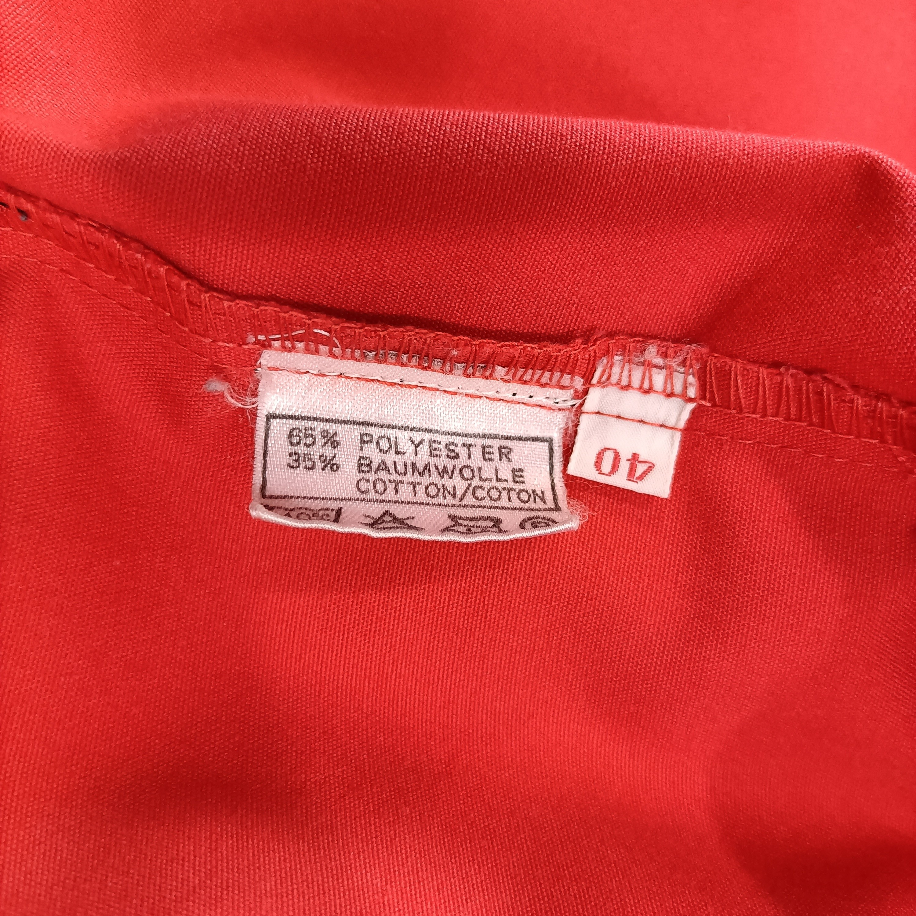 Voir photo 11 de Veste rouge vintage Braun Sport femme taille 40 coton polyester zip argenté Veste rouge vintage Braun Sport femme taille 40 coton polyester zip argenté Bon état reconditionné photo 11
