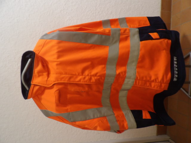 Voir photo 2 de Veste travail Softshell Haute Visibilité - PLAYFORD - SIOEN état neuf Veste travail Softshell Haute Visibilité - PLAYFORD - SIOEN état neuf Parfait état reconditionné photo 2