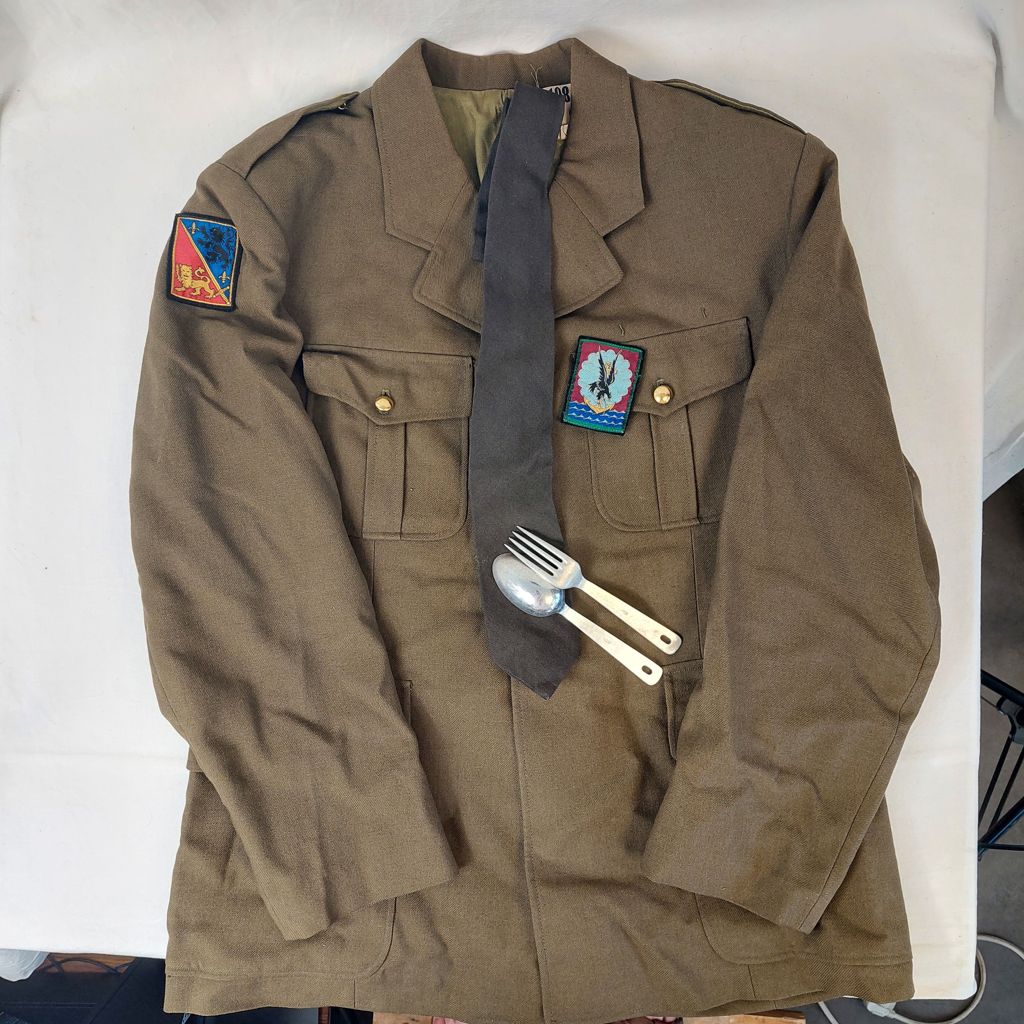 Voir photo 6 de Veste Troupes de Marine, Écusson Rare et Couverts - Militaria // Veste Troupes de Marine, Écusson Rare et Couverts - Militaria // Bon état reconditionné photo 6