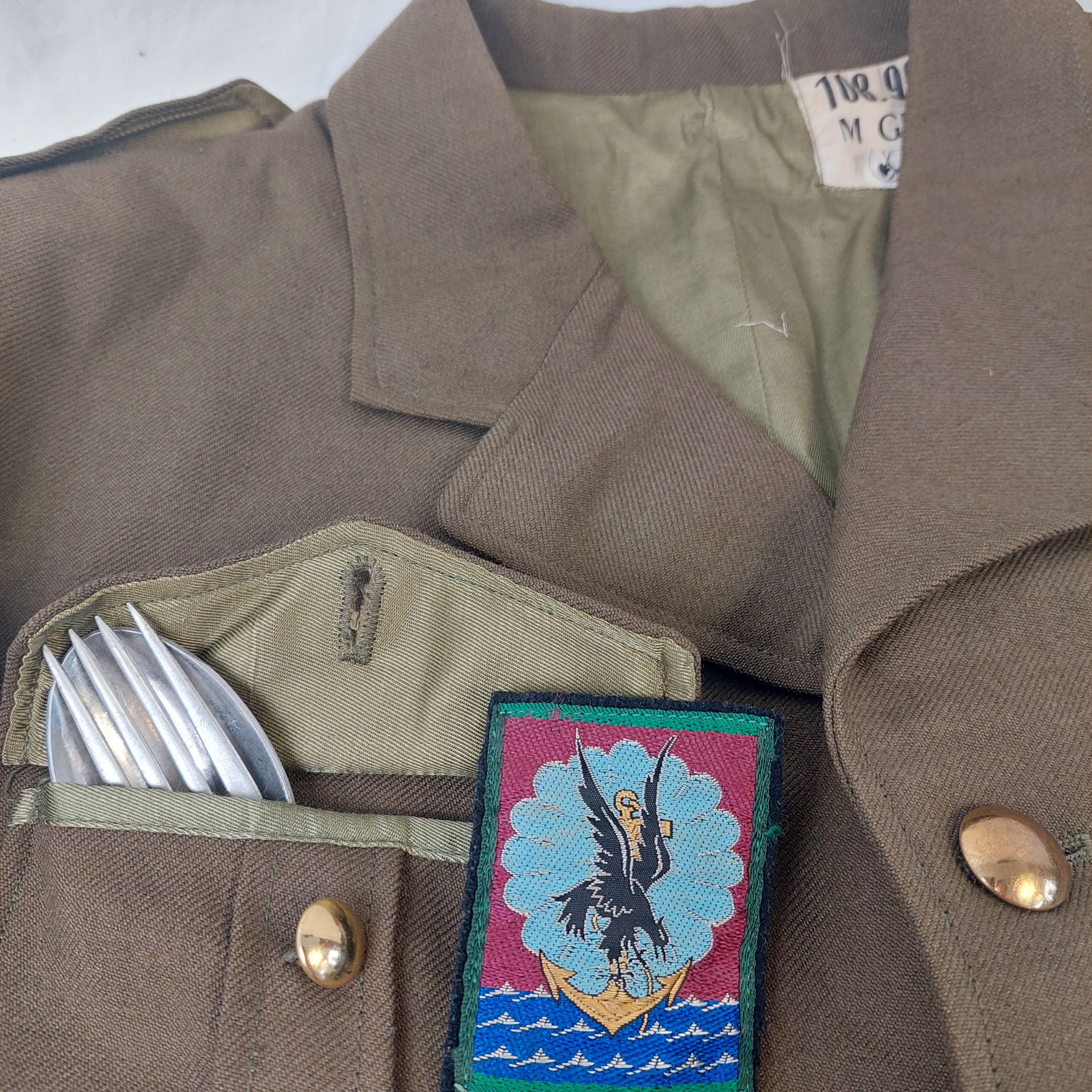 Voir photo 7 de Veste Troupes de Marine, Écusson Rare et Couverts - Militaria // Veste Troupes de Marine, Écusson Rare et Couverts - Militaria // Bon état reconditionné photo 7