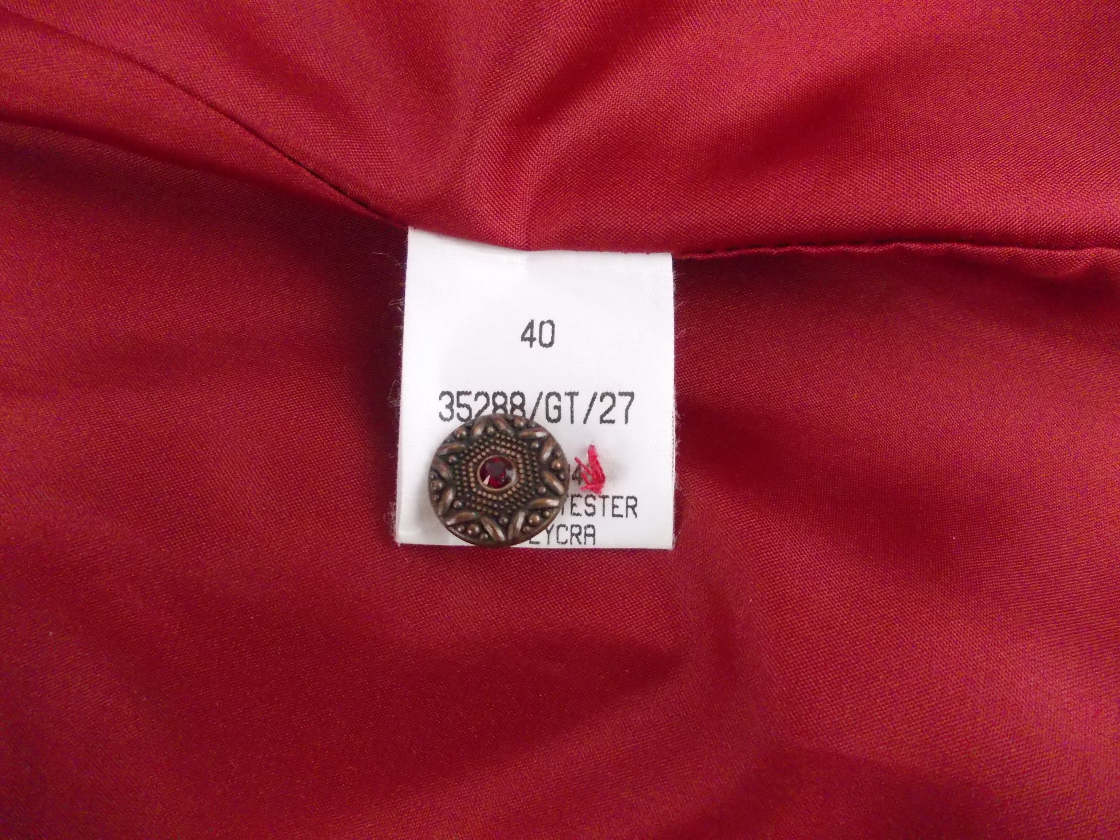 Voir photo 5 de Veste Un Jour Ailleurs taille 40 Veste Un Jour Ailleurs taille 40 Bon état reconditionné photo 5