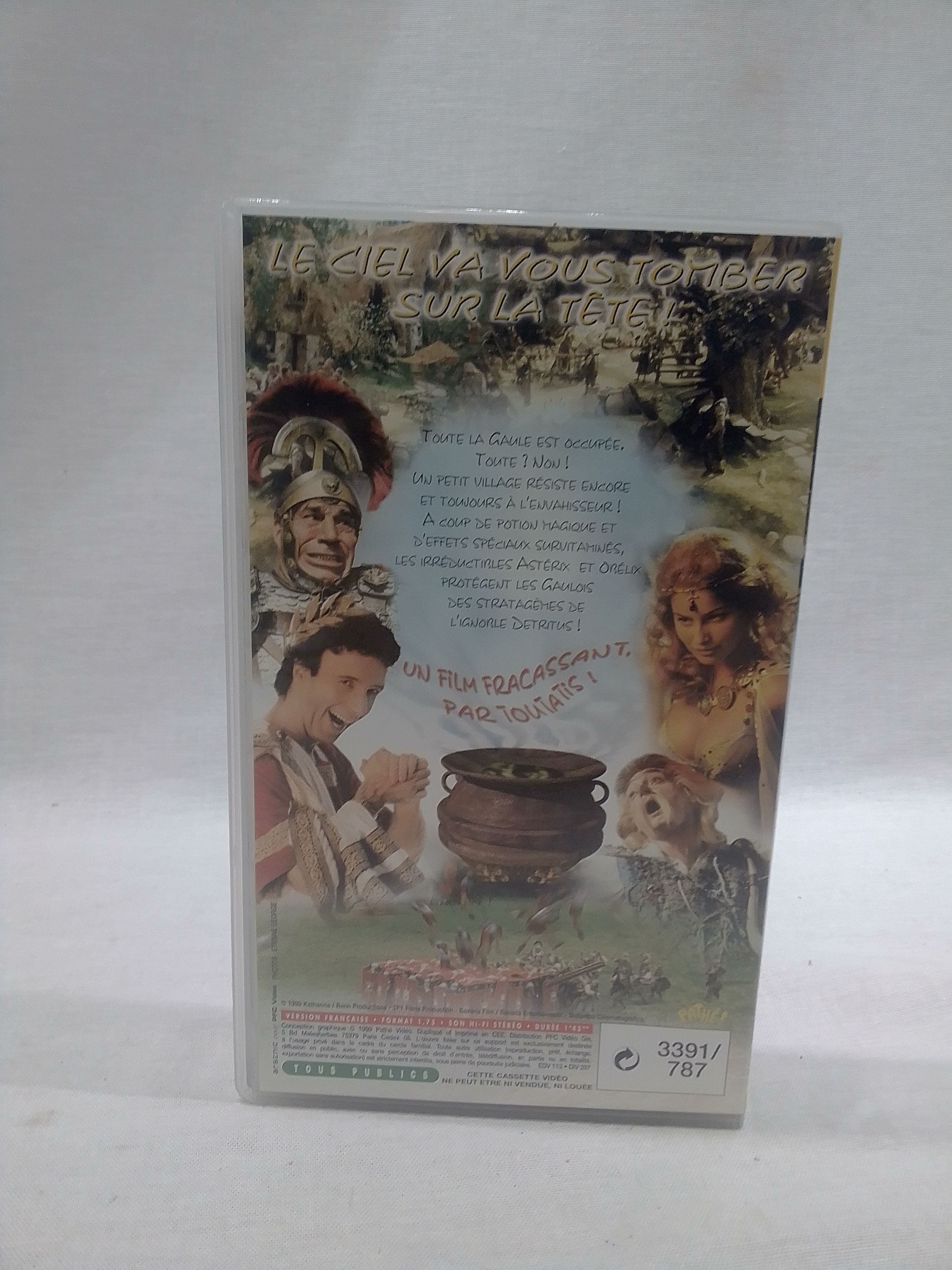 Voir photo 3 de VHS Astérix et Obélix Contre Césars VHS Astérix et Obélix Contre Césars Parfait état reconditionné photo 3