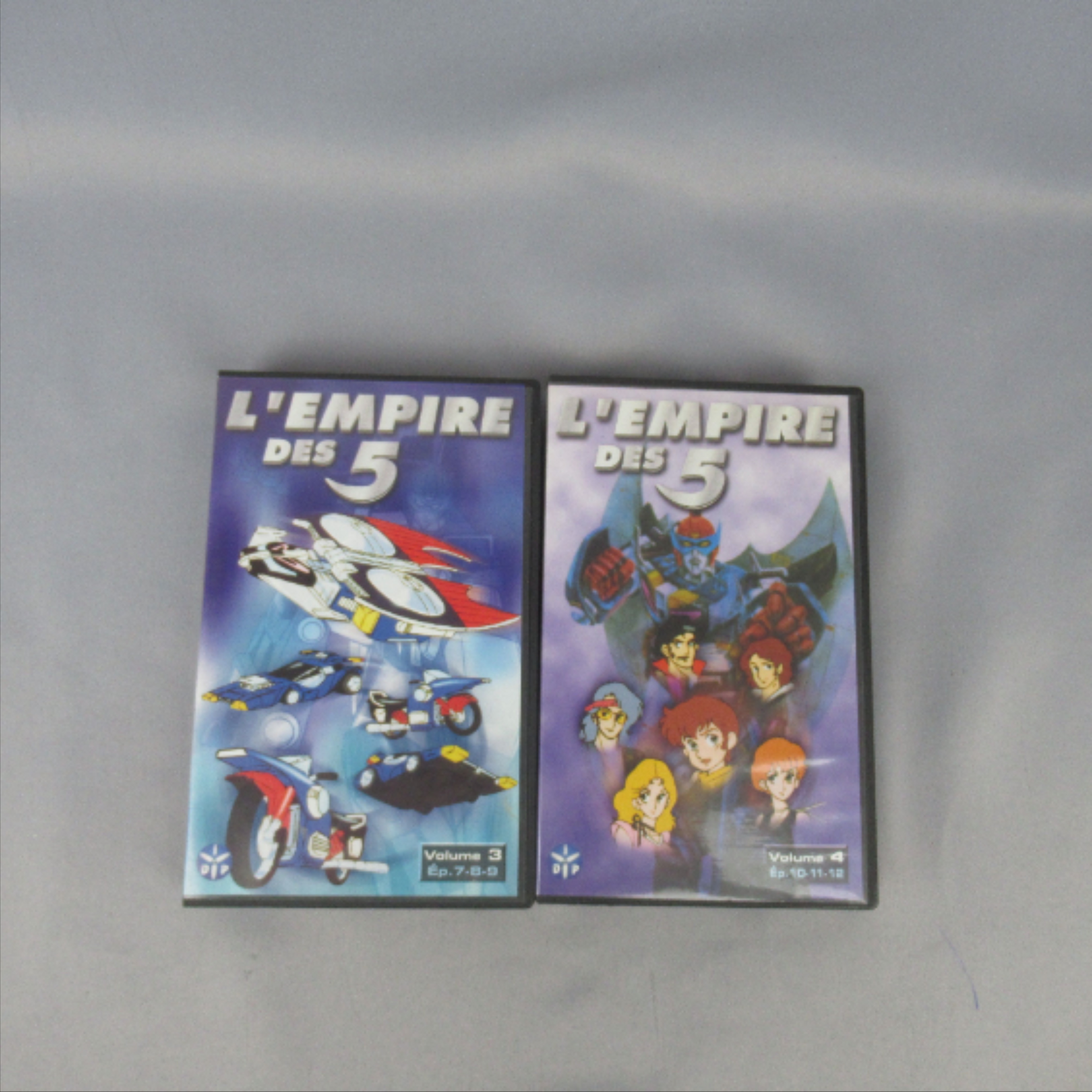 Voir photo 6 de VHS, l'intégral de "L'empire des 5" VHS, l'intégral de "L'empire des 5" Bon état reconditionné photo 6