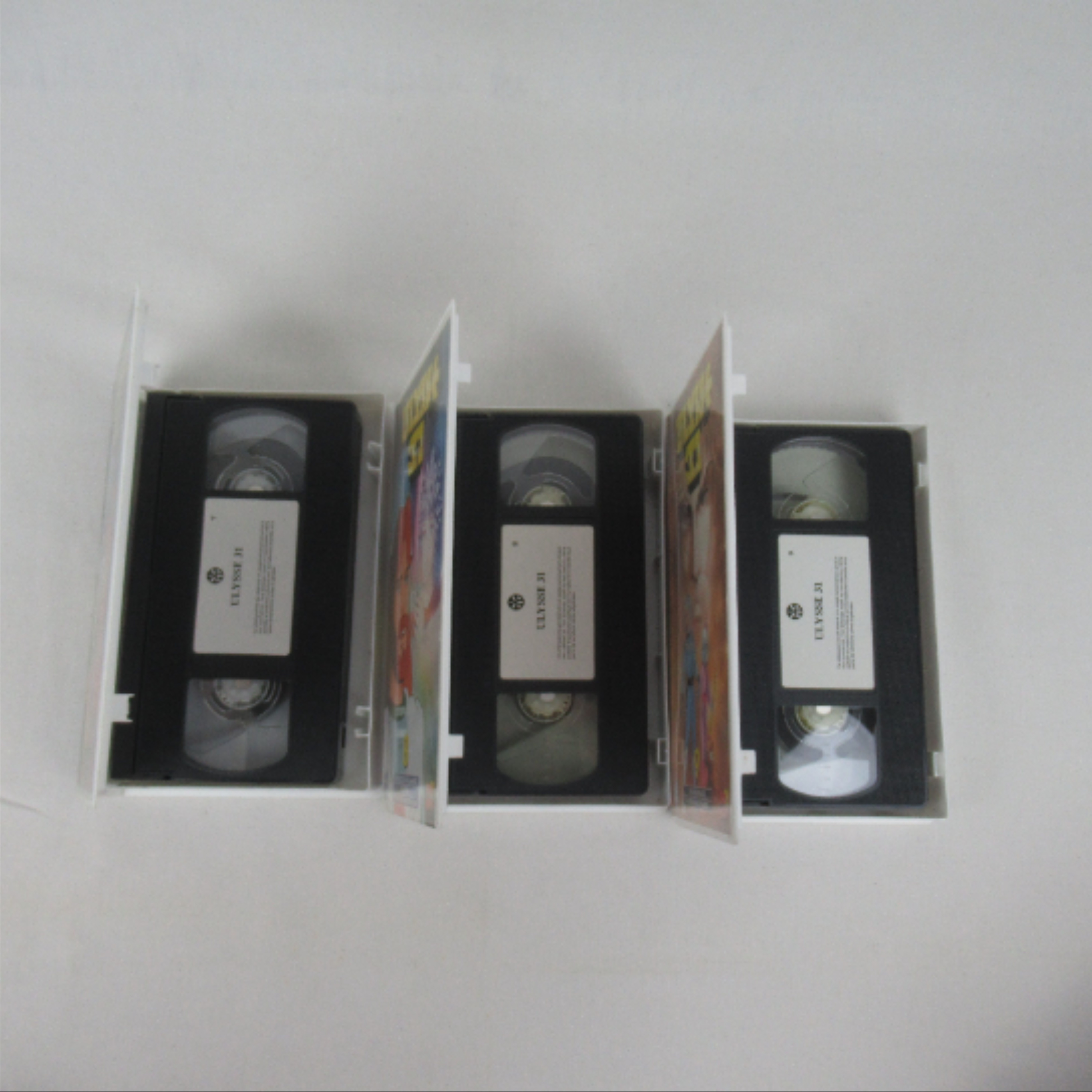 Voir photo 4 de Vhs Ulysse 31 l'intégral Vhs Ulysse 31 l'intégral Très bon état reconditionné photo 4