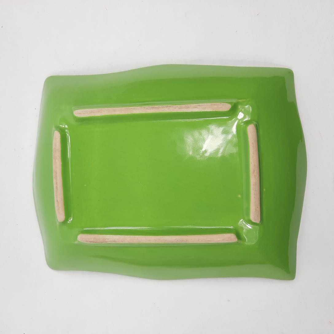 Voir photo 2 de Vide-poches en porcelaine à bambou blanc sur fond vert vif Vide-poches en porcelaine à bambou blanc sur fond vert vif Très bon état reconditionné photo 2