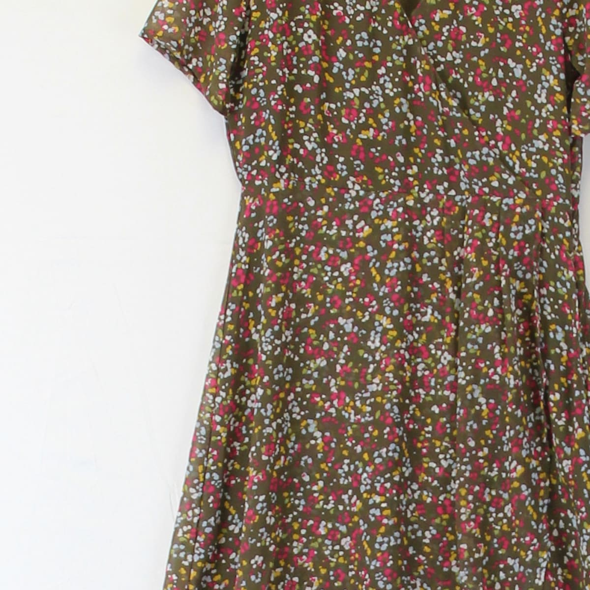 Voir photo 3 de Vila - robe en synthétique - taille 38 Vila - robe en synthétique - taille 38 Très bon état reconditionné photo 3