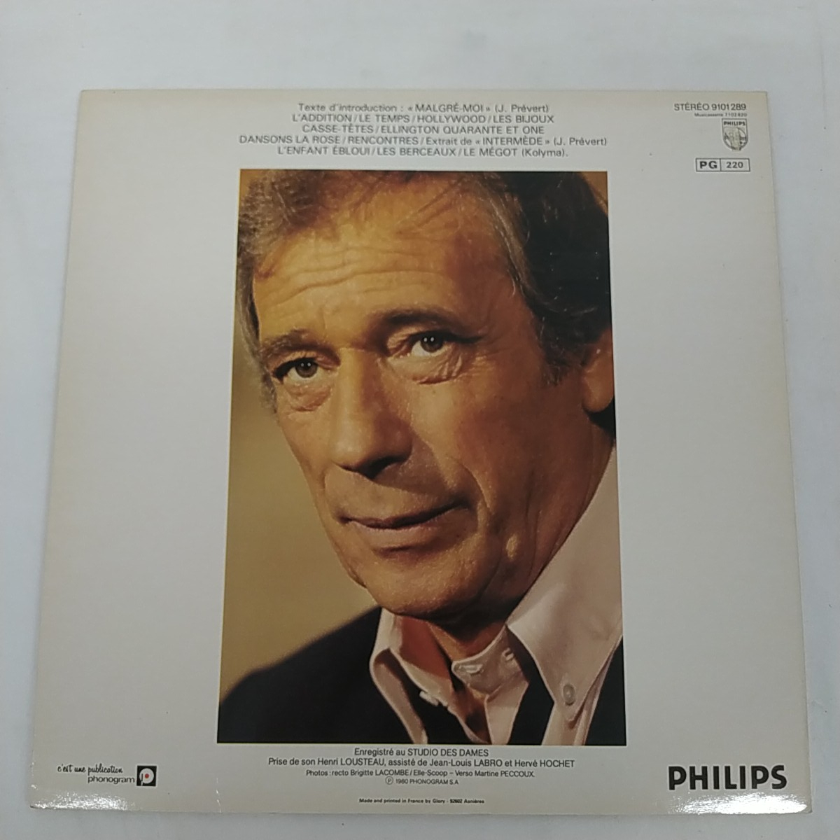 Voir photo 2 de Vinyle 33 tours de Yves Montand - D'hier et d'aujourd'hui Vinyle 33 tours de Yves Montand - D'hier et d'aujourd'hui Bon état reconditionné photo 2