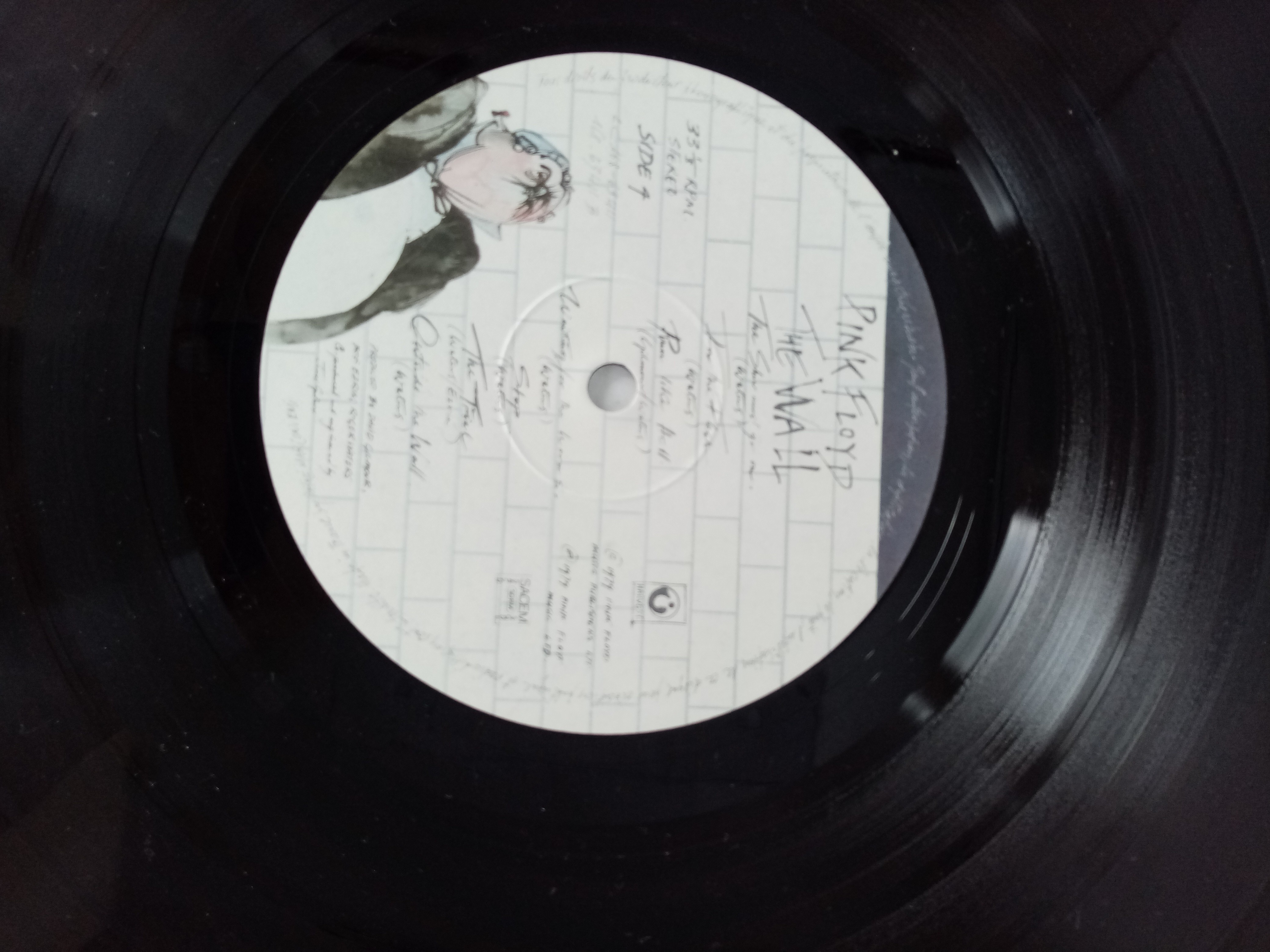 Voir photo 4 de Vinyle double album de PINK FLOYD " The Wall" de 1979 Vinyle double album de PINK FLOYD " The Wall" de 1979 État correct reconditionné photo 4