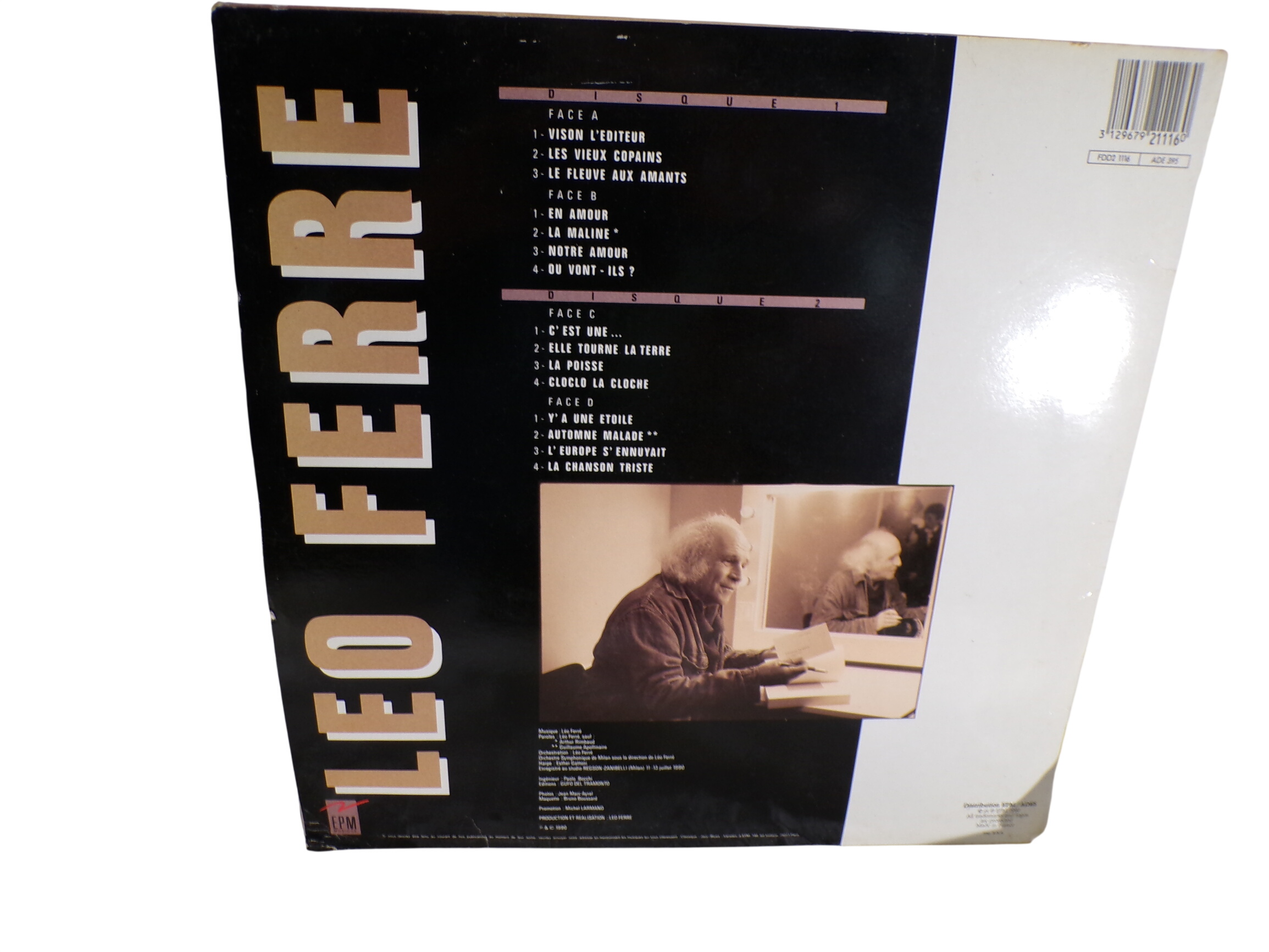 Acheter Vinyle Léo Ferré "Les Vieux Copains" Très bon état - 30,00 € Vinyle Léo Ferré "Les Vieux Copains" Très bon état reconditionné disponible sur Label Emmaüs