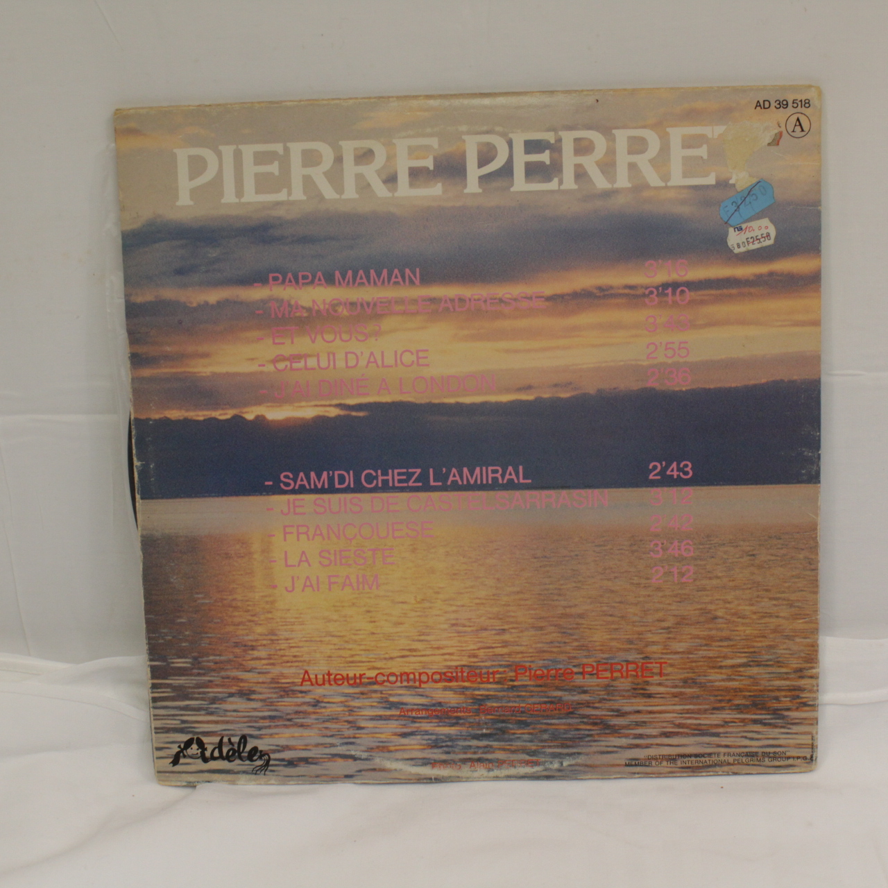 Voir photo 2 de Vinyle : Pierre Perret Vinyle : Pierre Perret Très bon état reconditionné photo 2