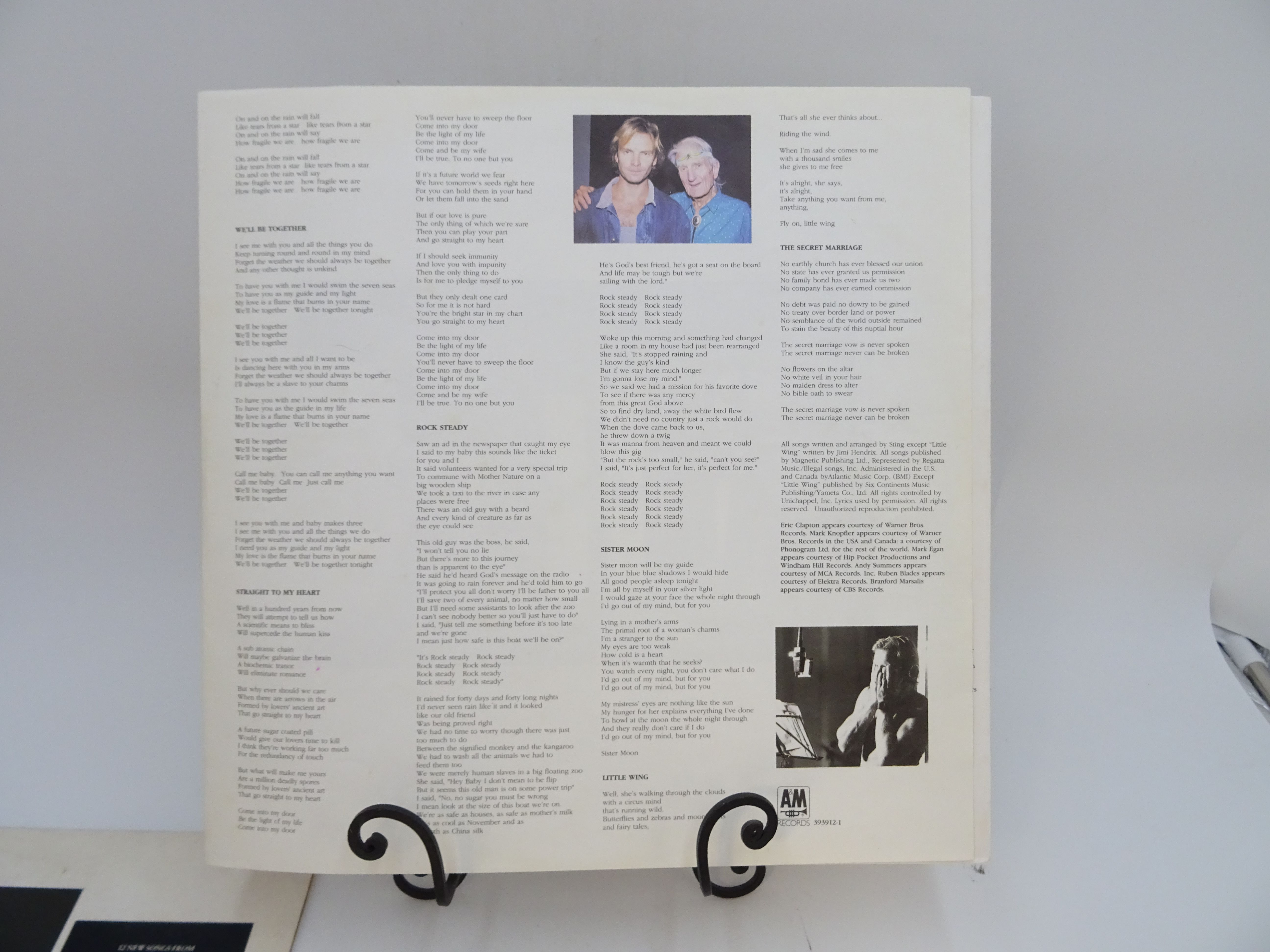 Voir photo 5 de Vinyle STING " nothing like the sun." Vinyle STING " nothing like the sun." Bon état reconditionné photo 5