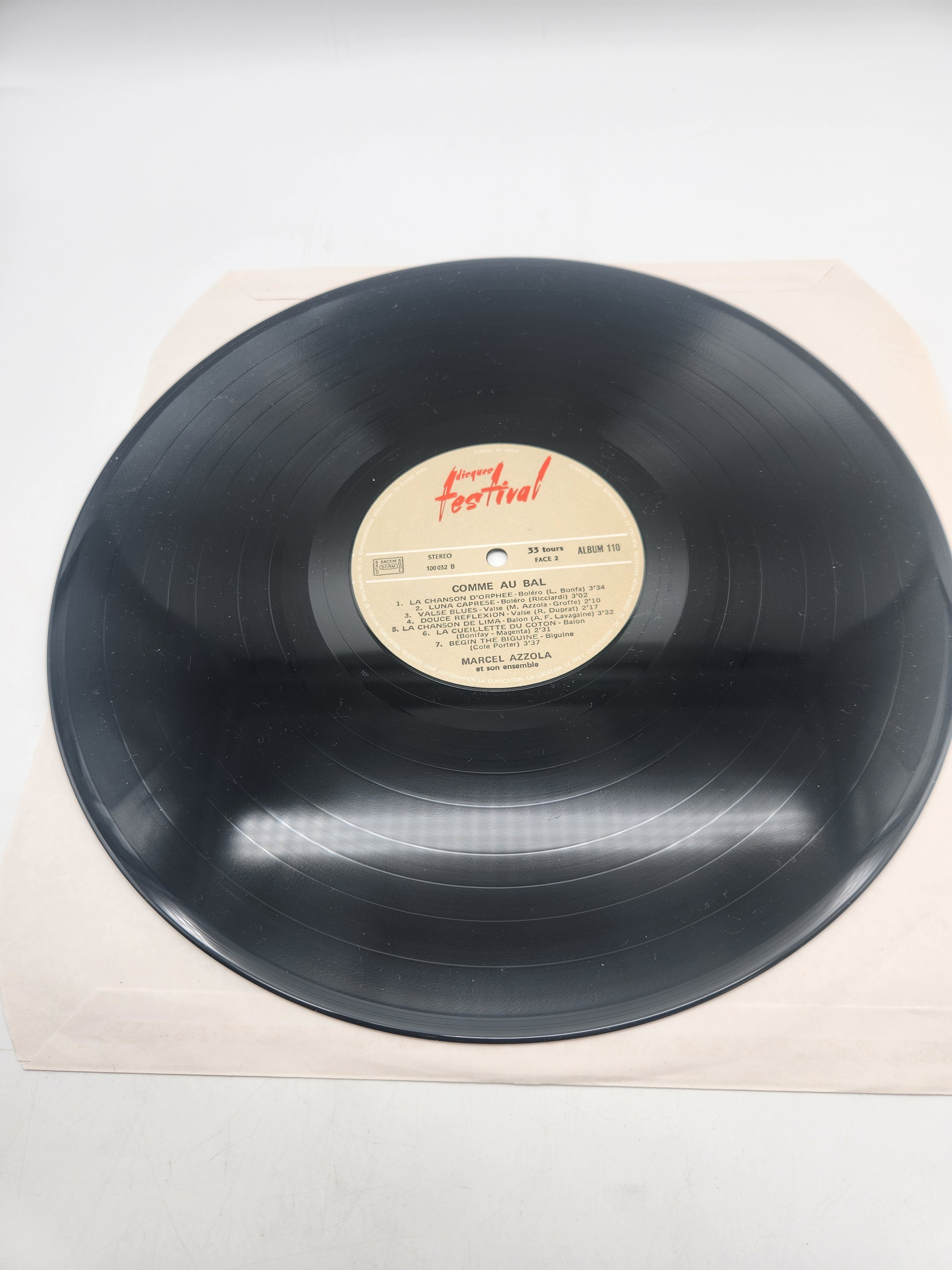 Voir photo 5 de Vinyles 33 Tours - Comme au Bal de Marcel Azzola Vinyles 33 Tours - Comme au Bal de Marcel Azzola Très bon état reconditionné photo 5