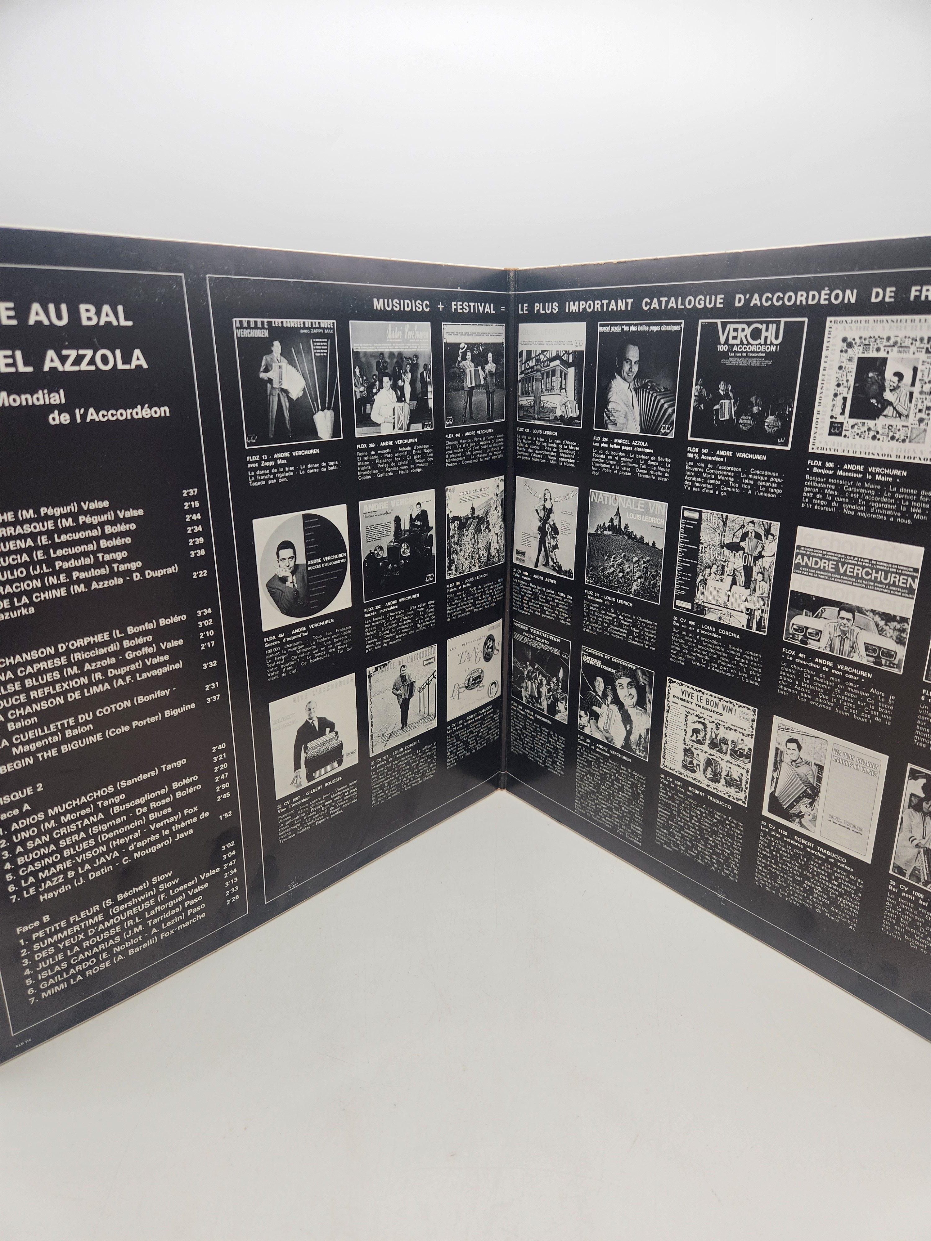 Voir photo 9 de Vinyles 33 Tours - Comme au Bal de Marcel Azzola Vinyles 33 Tours - Comme au Bal de Marcel Azzola Très bon état reconditionné photo 9
