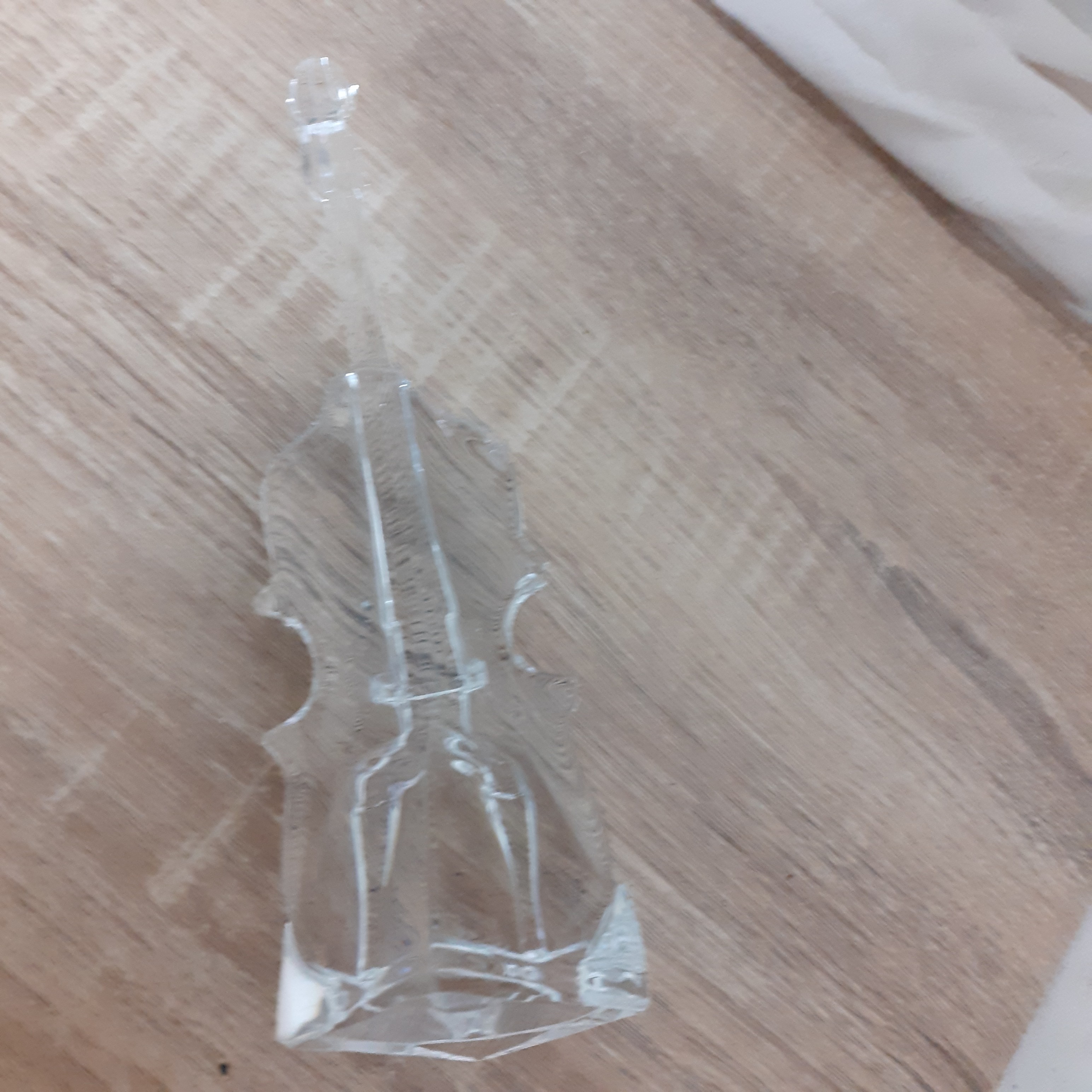 Voir photo 5 de Violoncelle en verre moulé . Hauteur 20cm Violoncelle en verre moulé . Hauteur 20cm Très bon état reconditionné photo 5