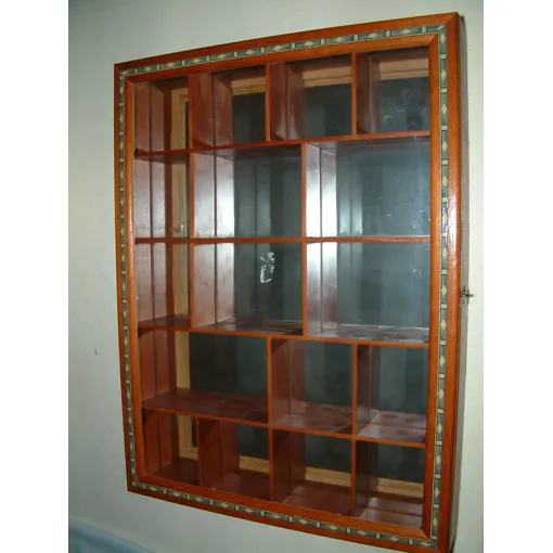 Vitrine à fond miroir Bon état reconditionné disponible sur Rakuten