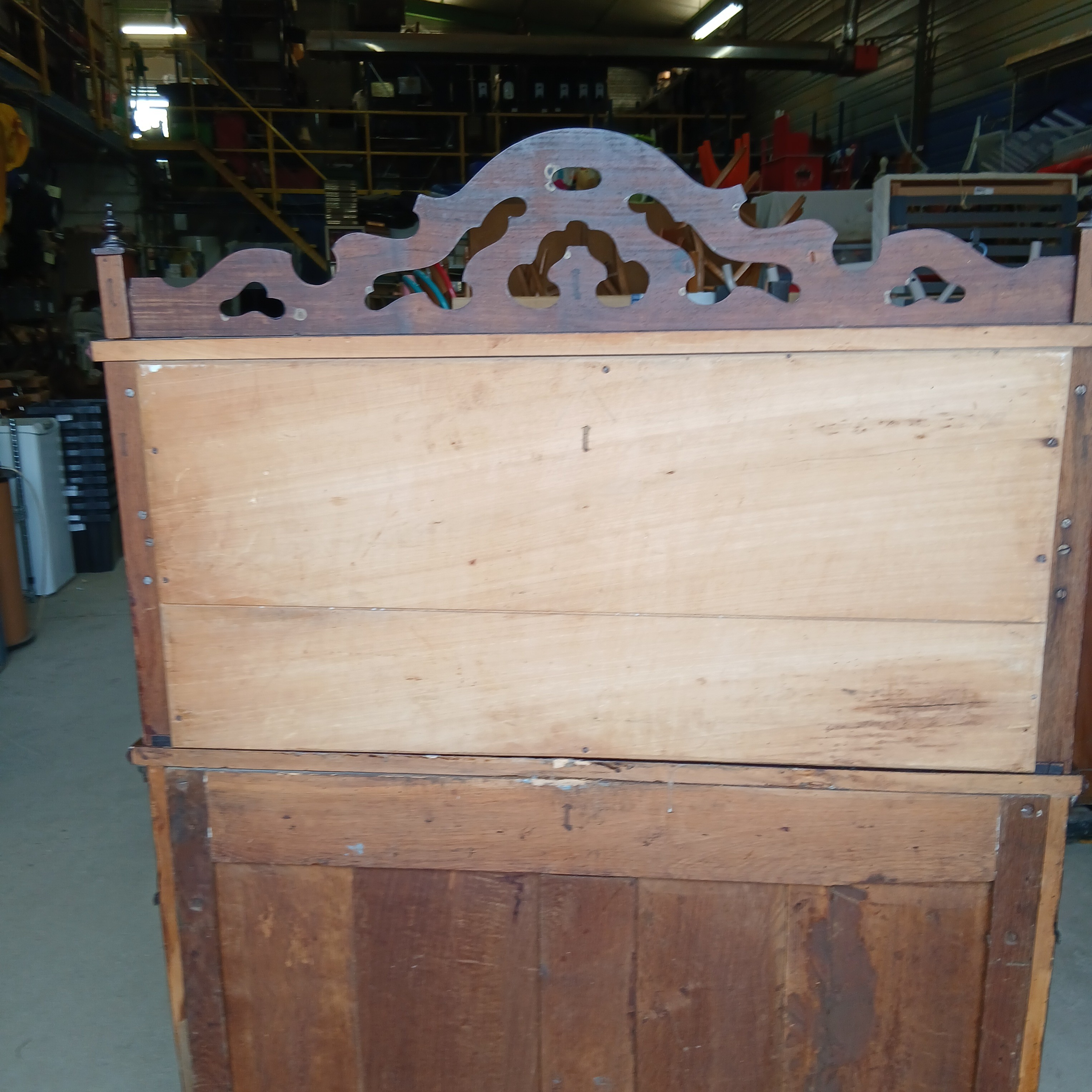 Voir photo 19 de Vitrine Style Louis Philippe Palissandre Vitrine Style Louis Philippe Palissandre État correct reconditionné photo 19